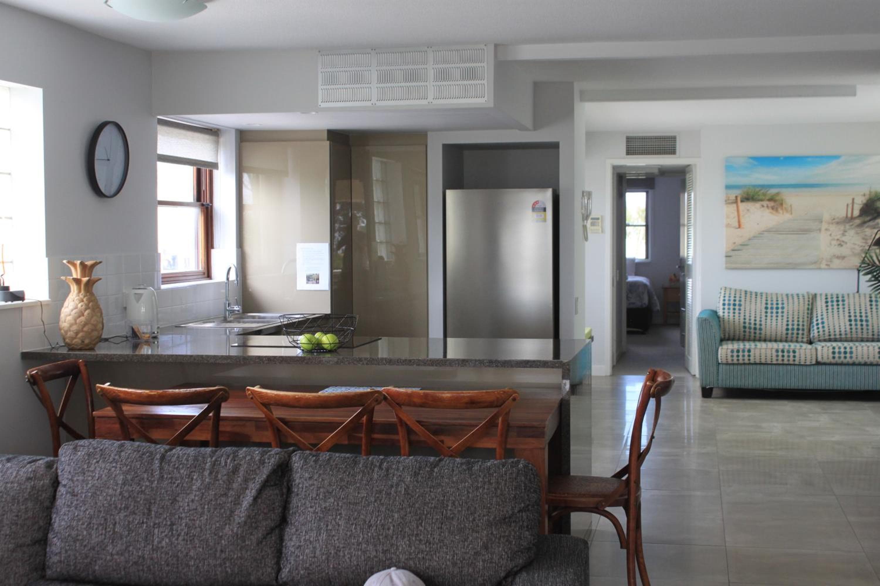 Camargue Beachfront Apartments, Maroochydore, photo 5