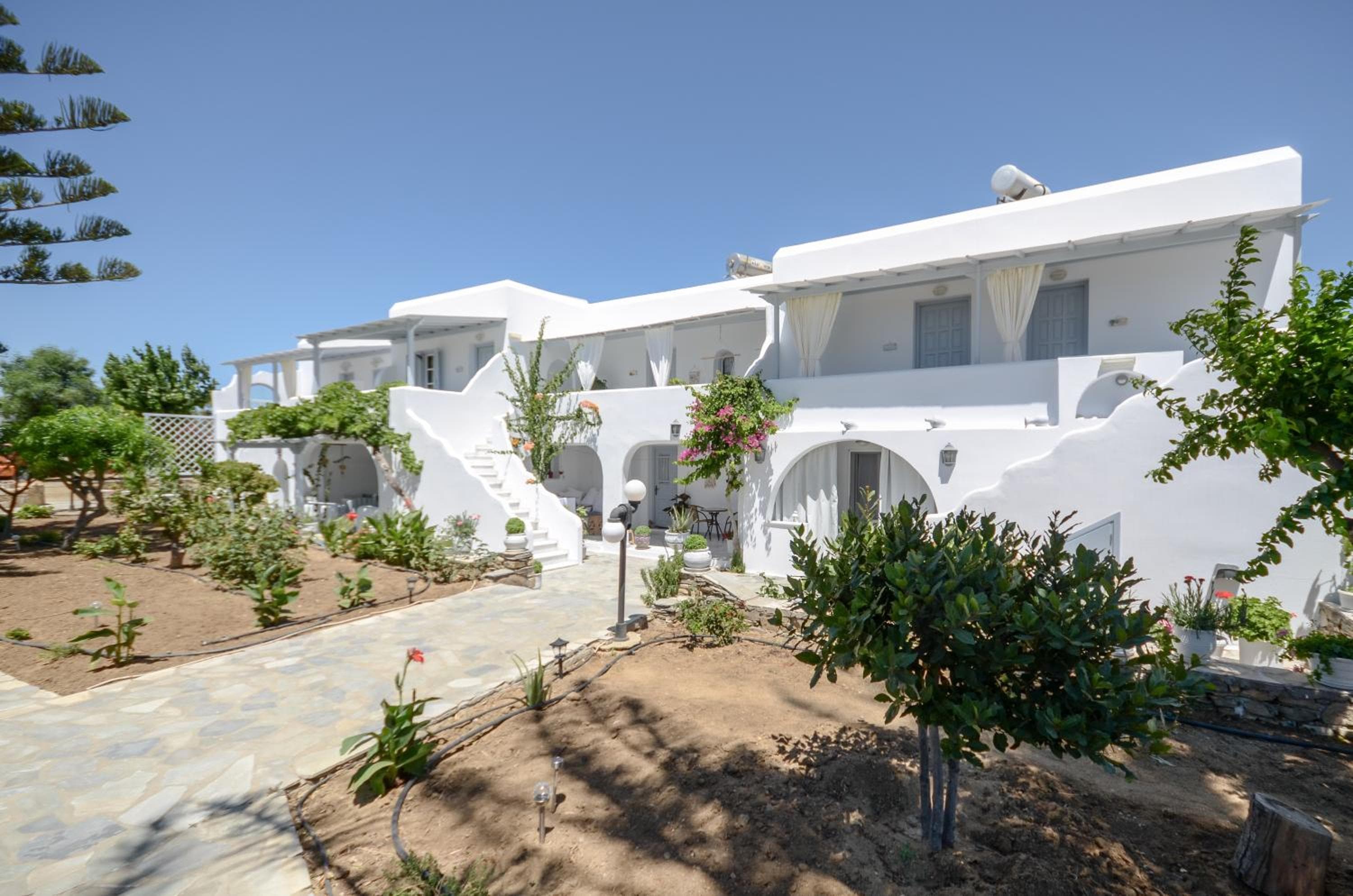 Maroussa Studios, Agia Anna Naxos