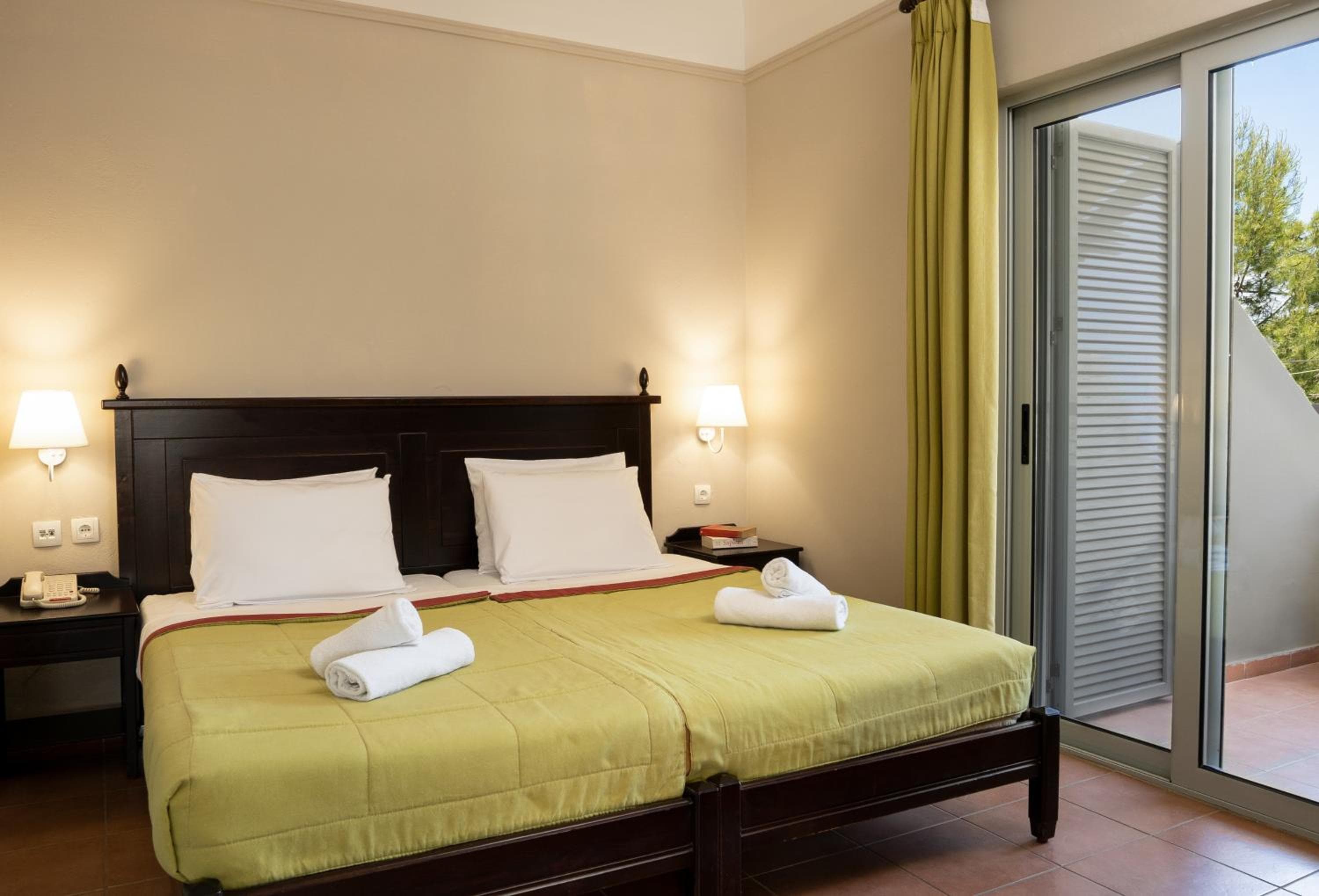 Talos Hotel Apartments, Kato Daratso, photo 4