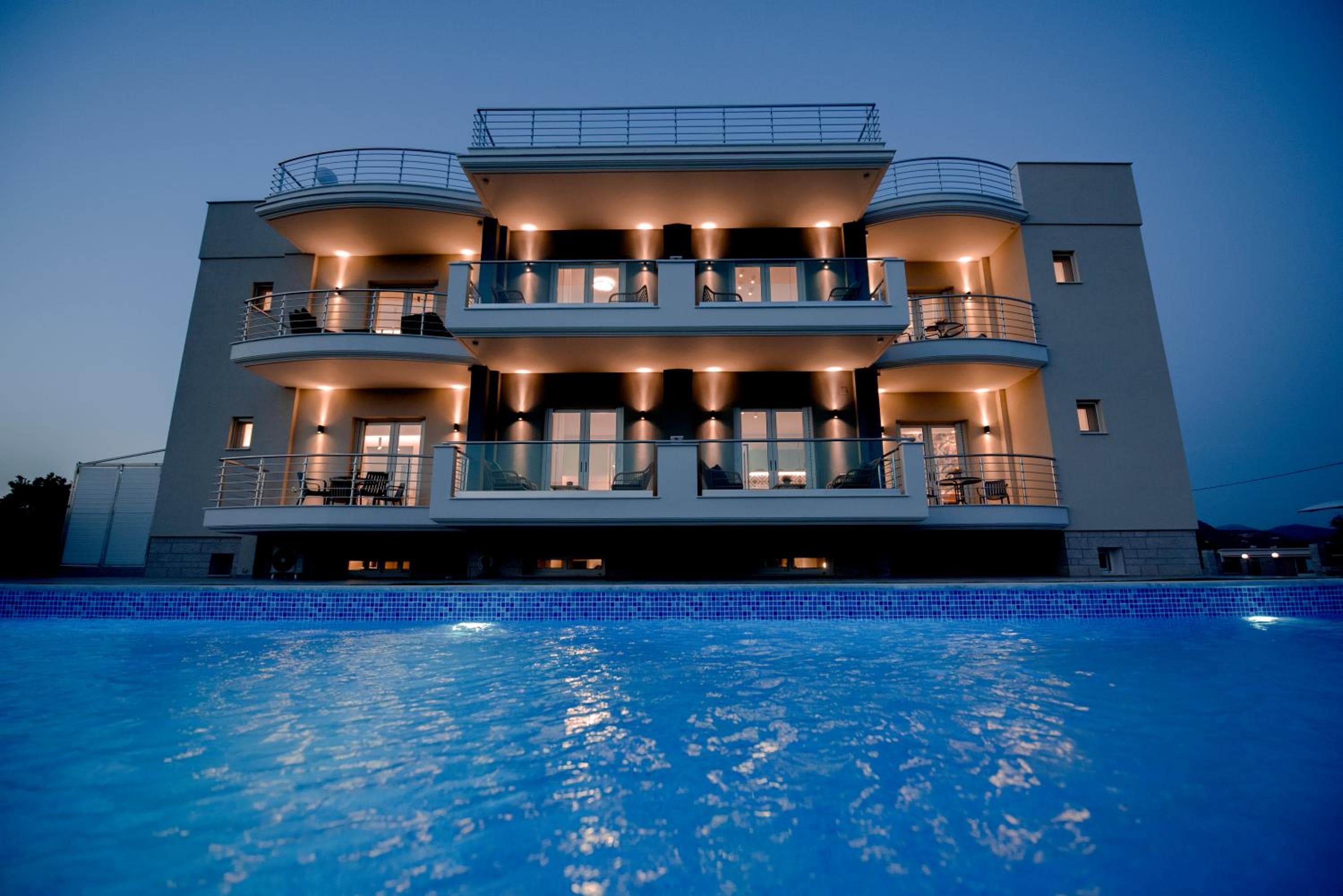 Frunze Luxury Apartments, Nafplio