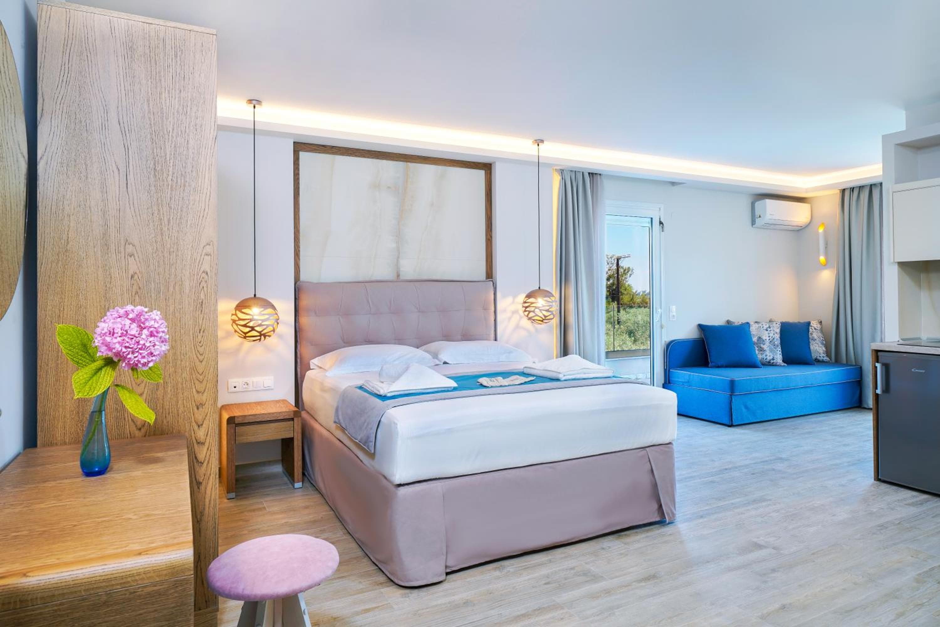Iliomagic Luxury Suites Thassos, Limenas, photo 5