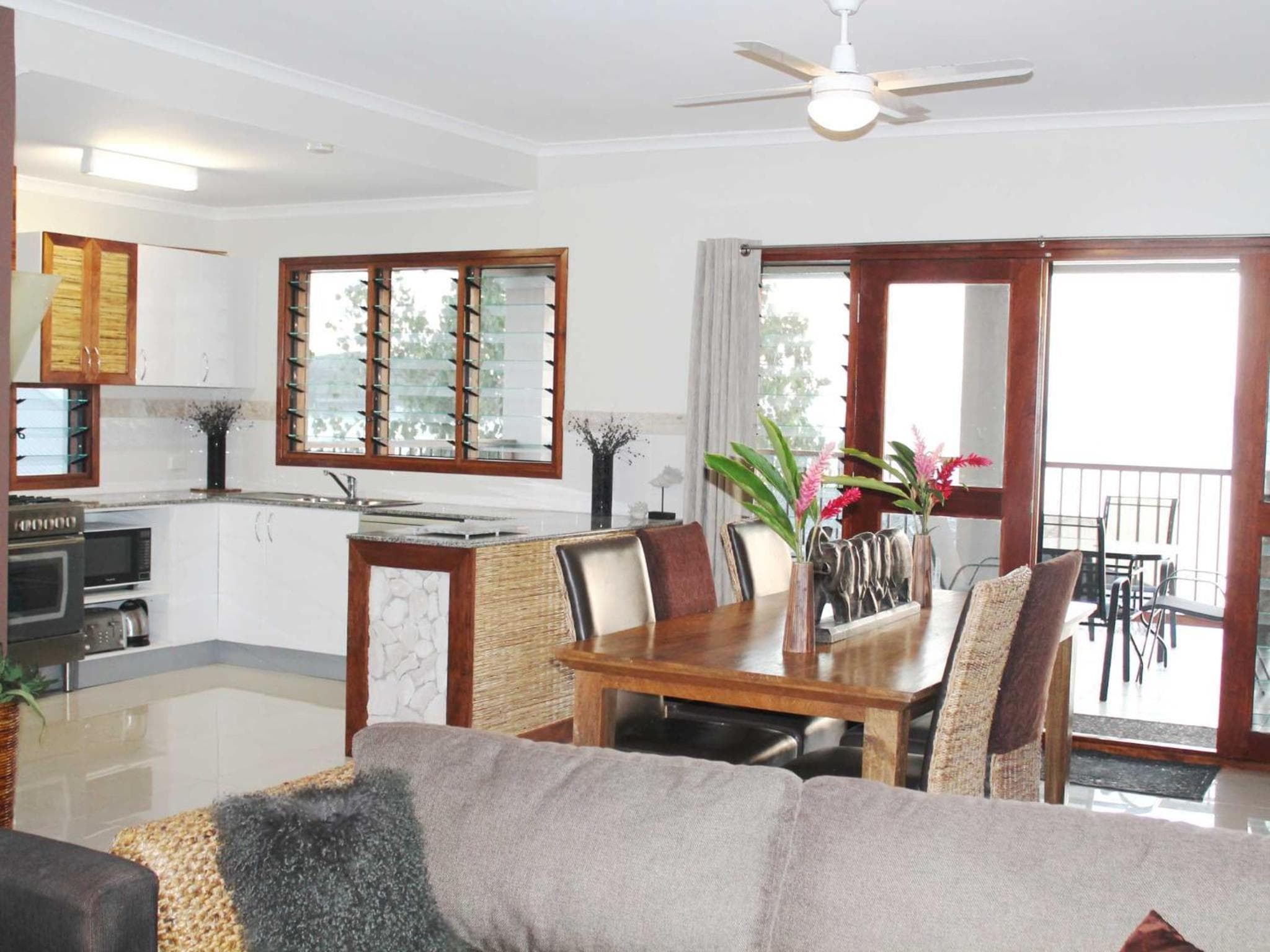 Vanuatu Beachfront Apartments, Port Vila, photo 3
