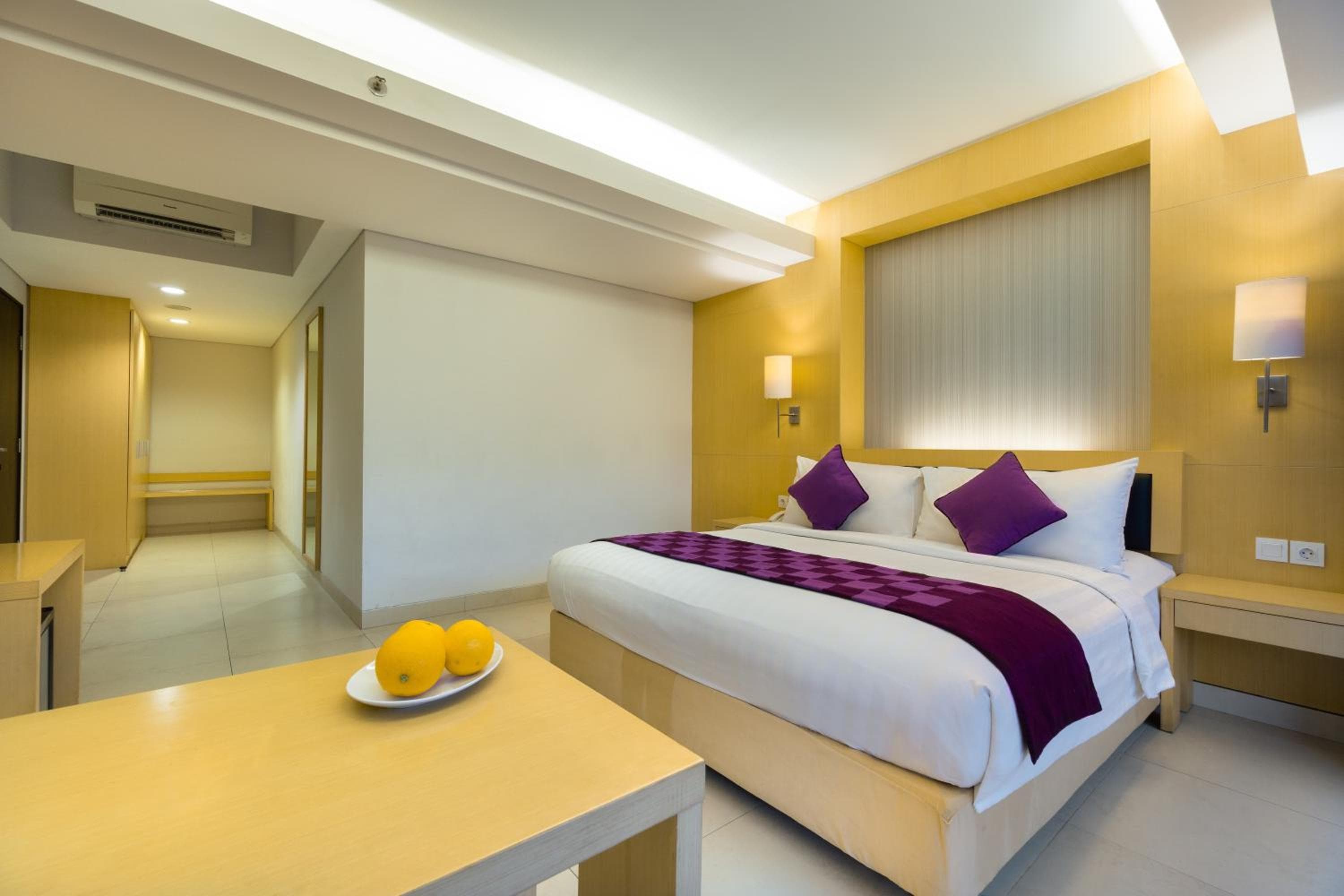 Quest Hotel Kuta by ASTON, Kuta, photo 3
