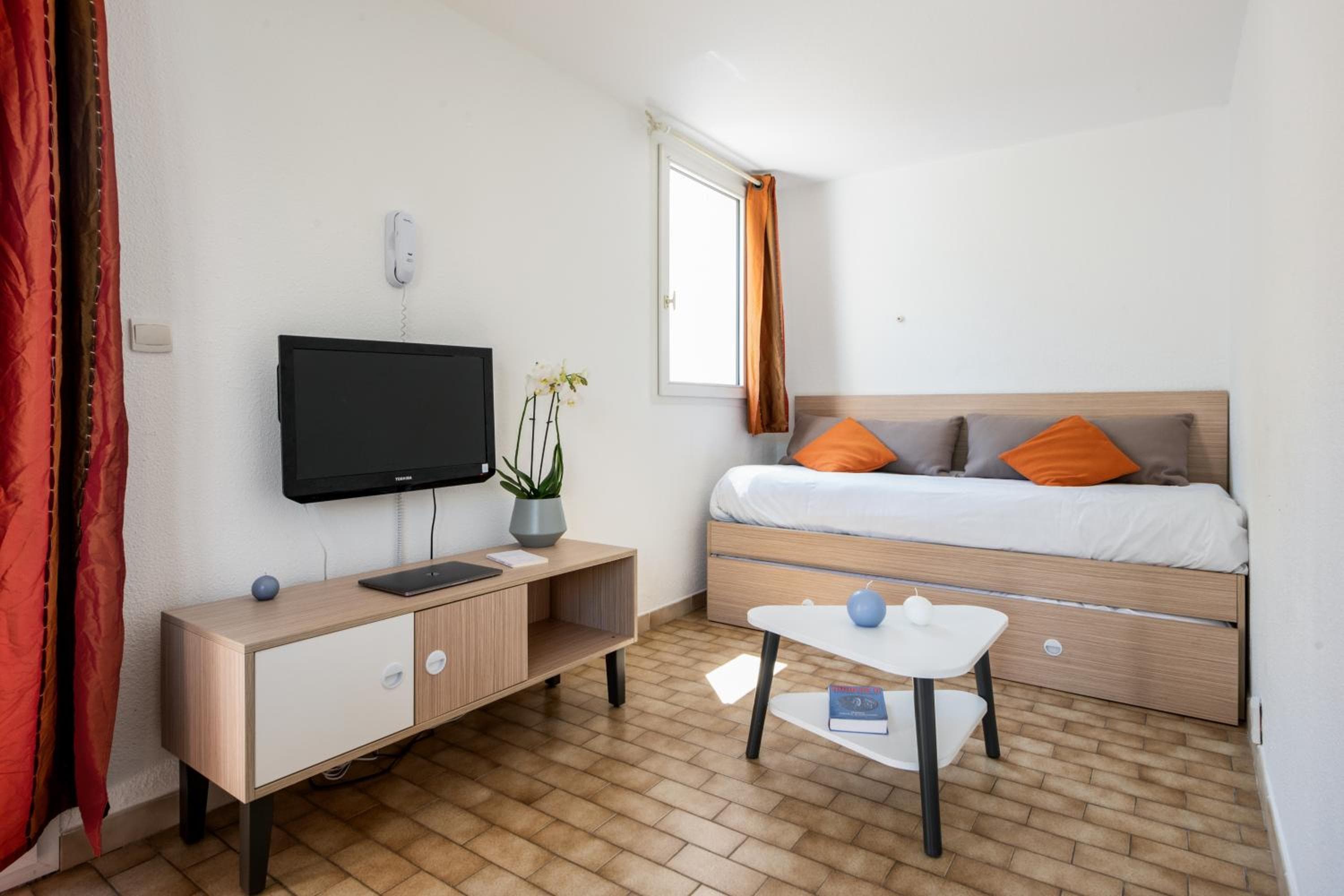 Comfort Aparthotel Mandelieu la Napoule Village, Mandelieu-la-Napoule, photo 4