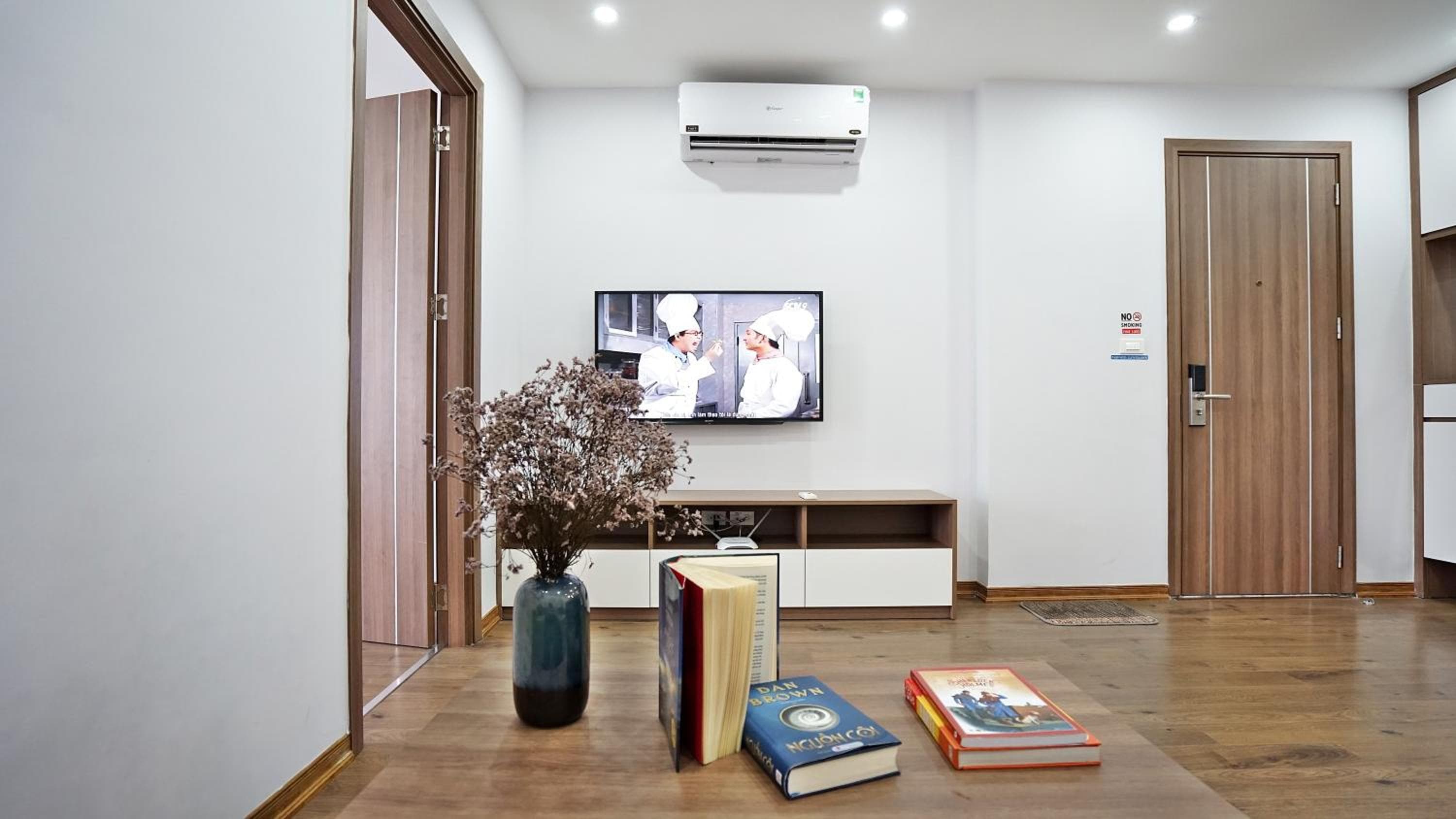 ARL Trinh Cong Son Hotel, Hanoi, photo 3