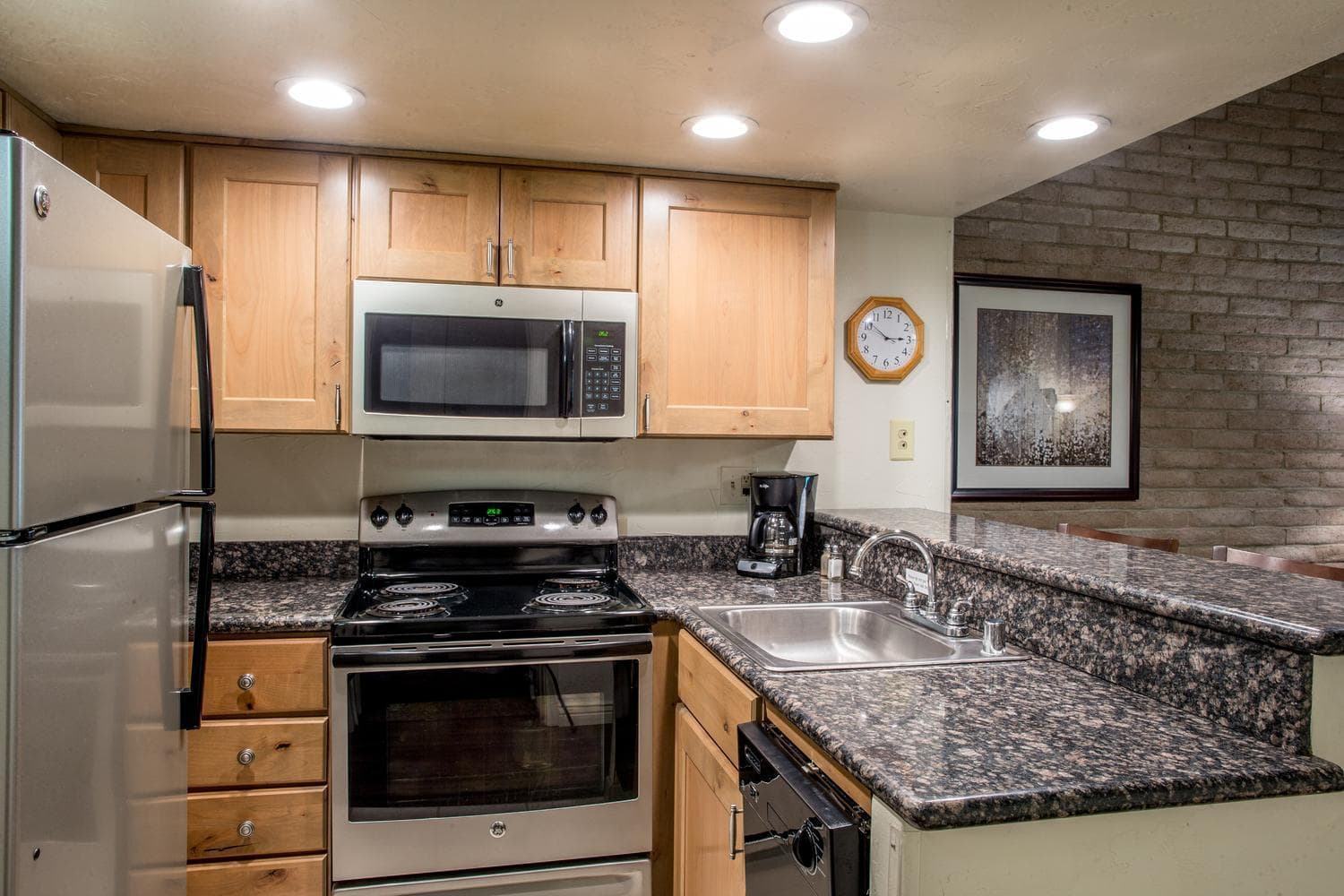 Sandstone Creek Club Condominiums, Vail, photo 5