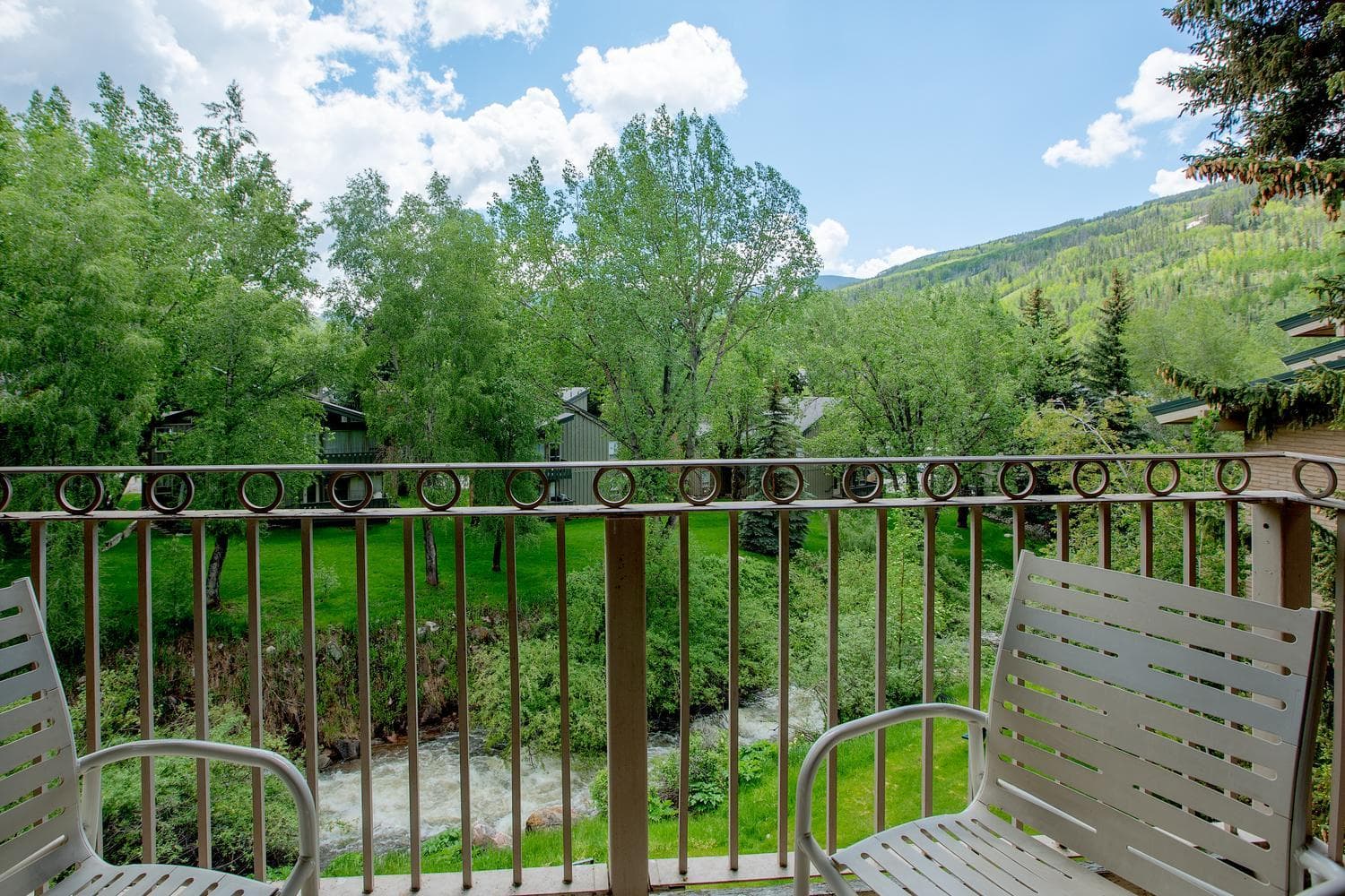 Sandstone Creek Club Condominiums, Vail, photo 4