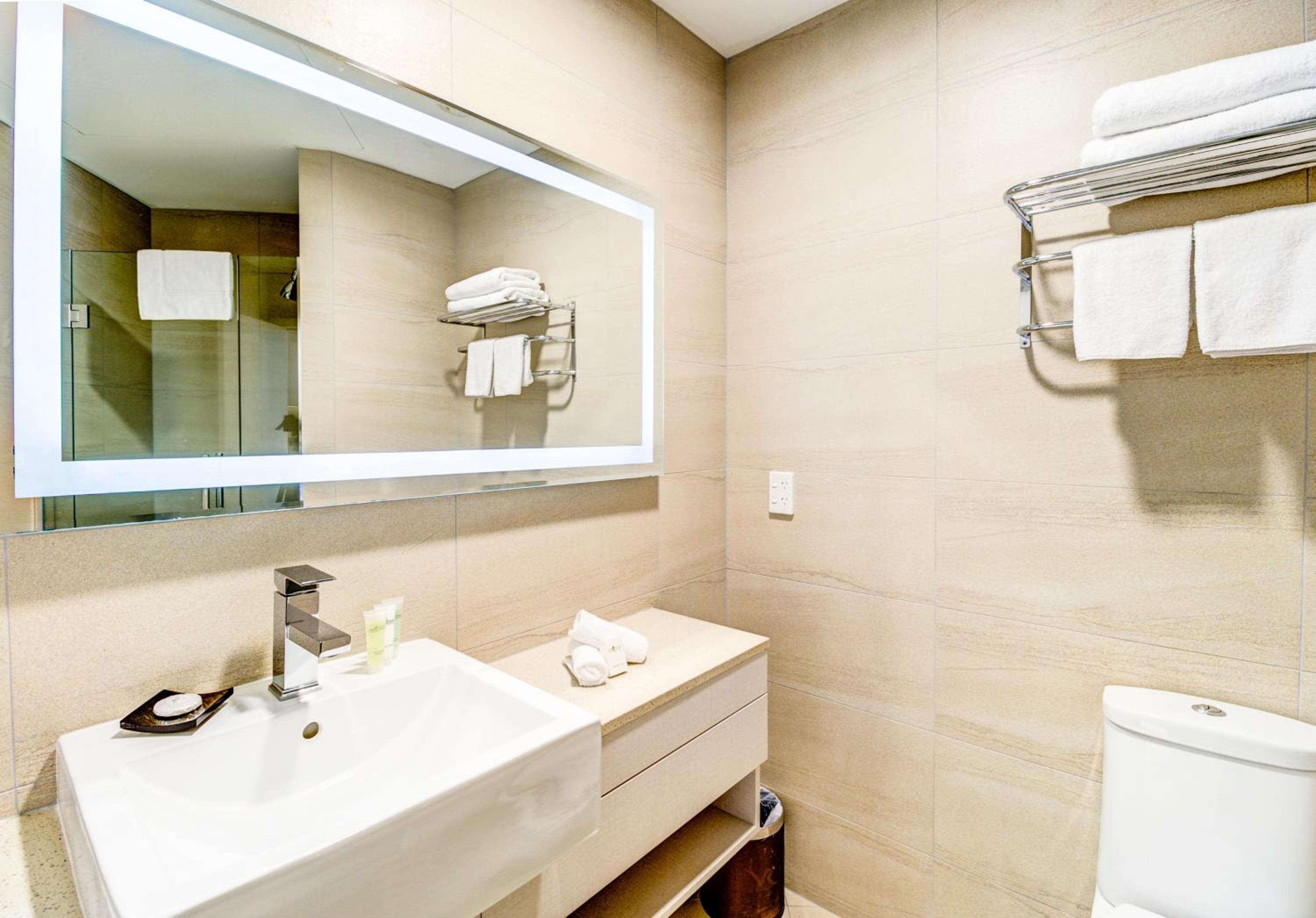 VR Queen Street Hotel & Suites, Auckland, photo 5