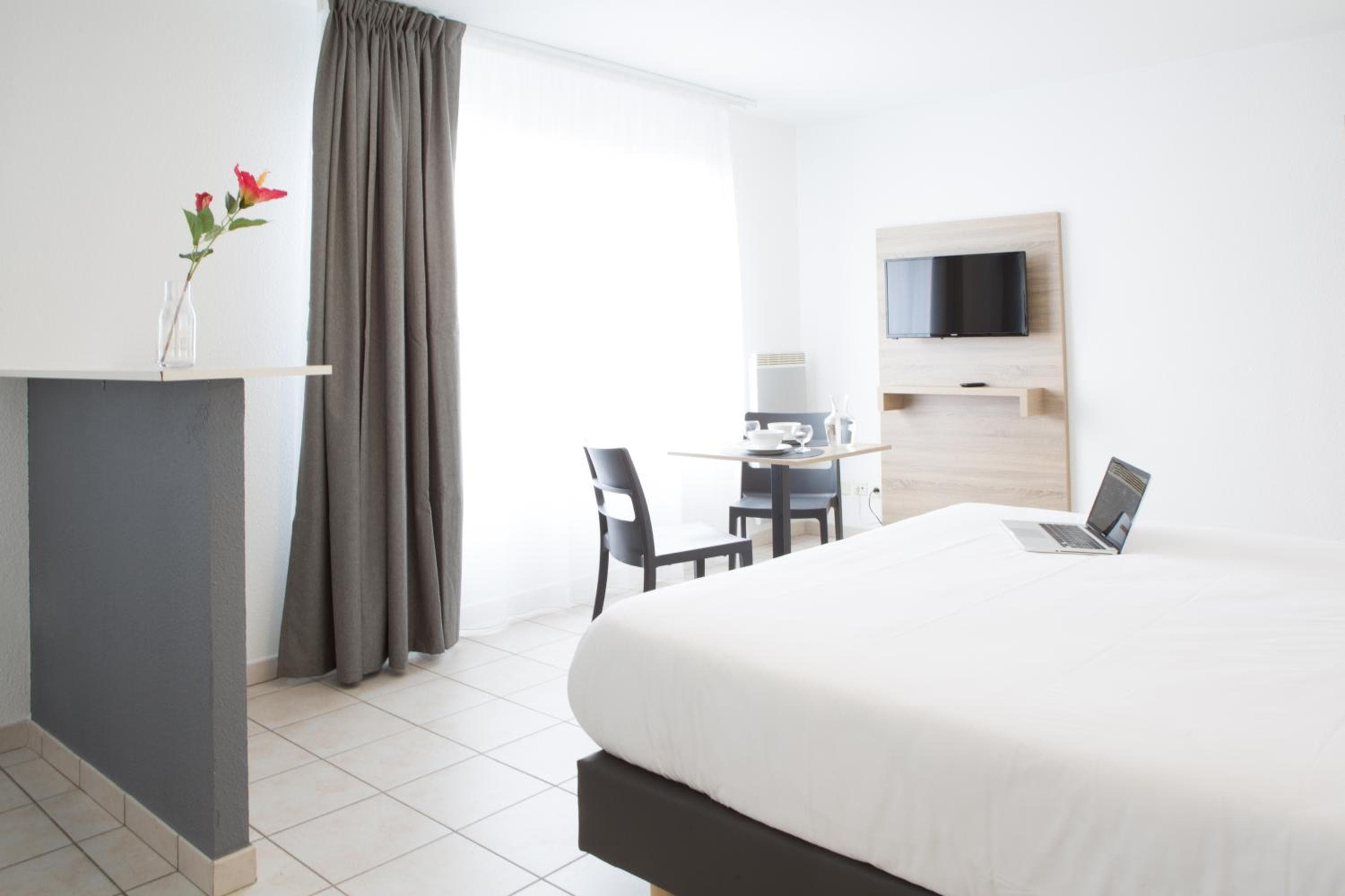 Comfort Aparthotel Divonne La Versoix, Divonne-les-Bains, photo 5
