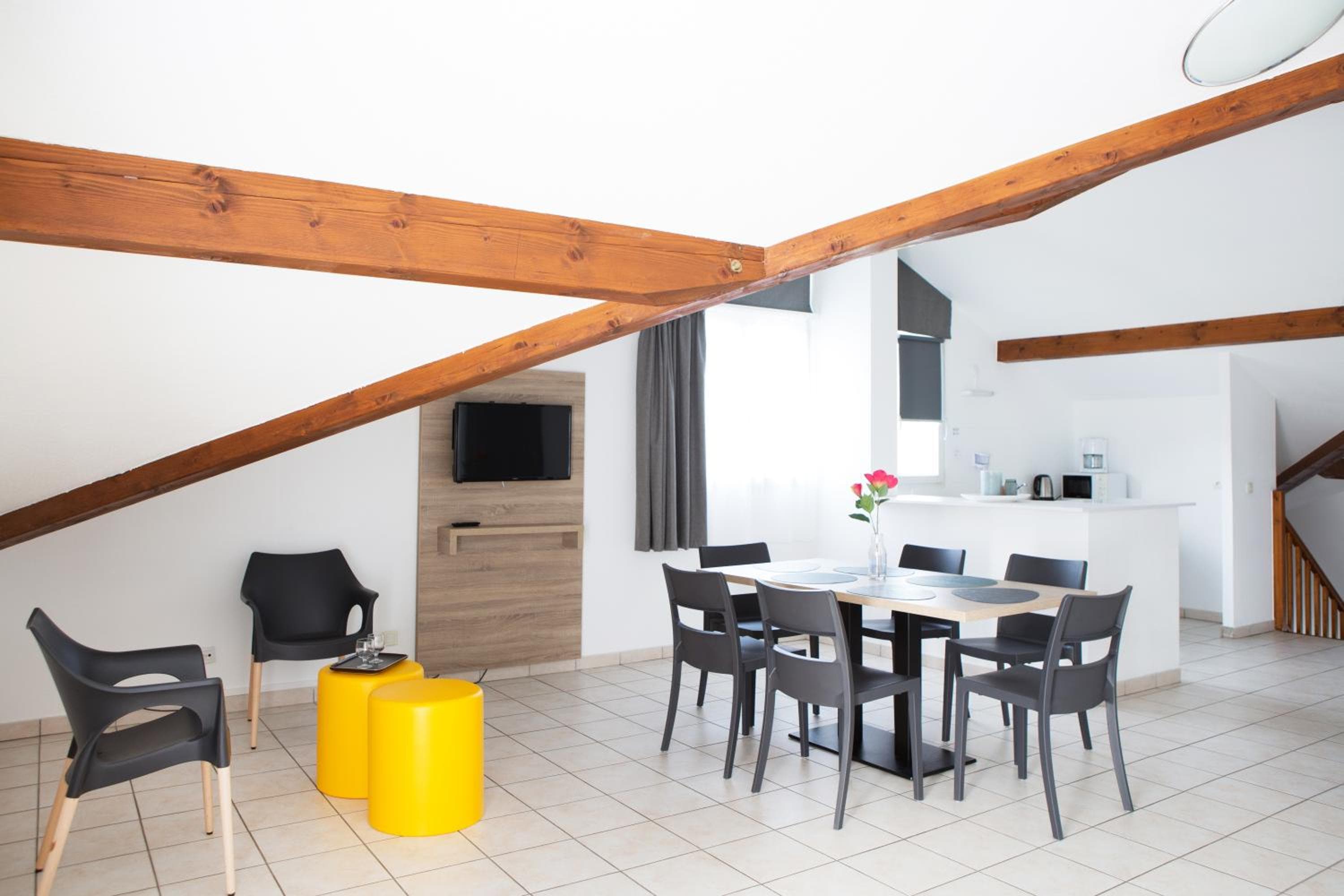 Comfort Aparthotel Divonne La Versoix, Divonne-les-Bains, photo 3