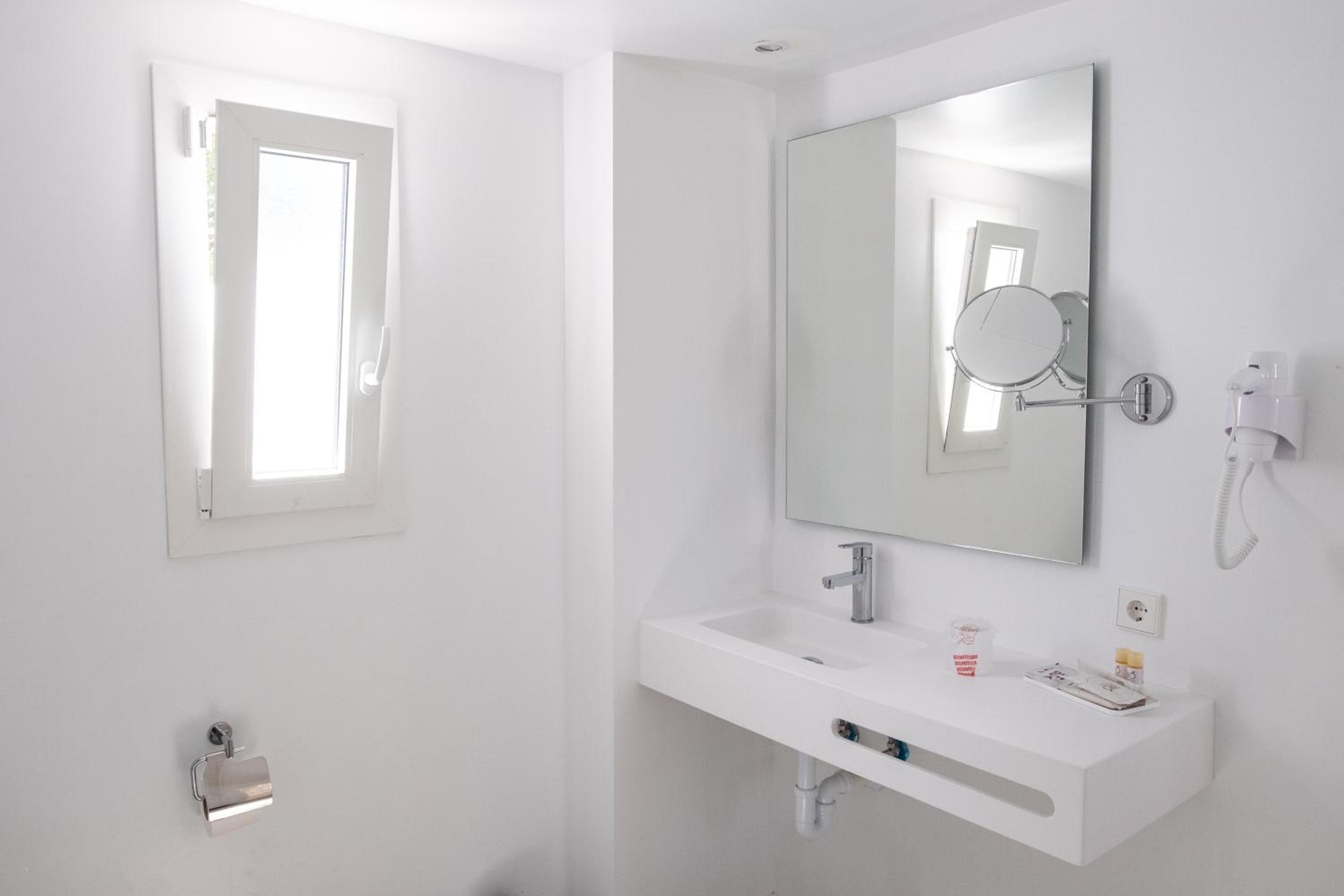 Bathroom at Hotel Club Es Talaial