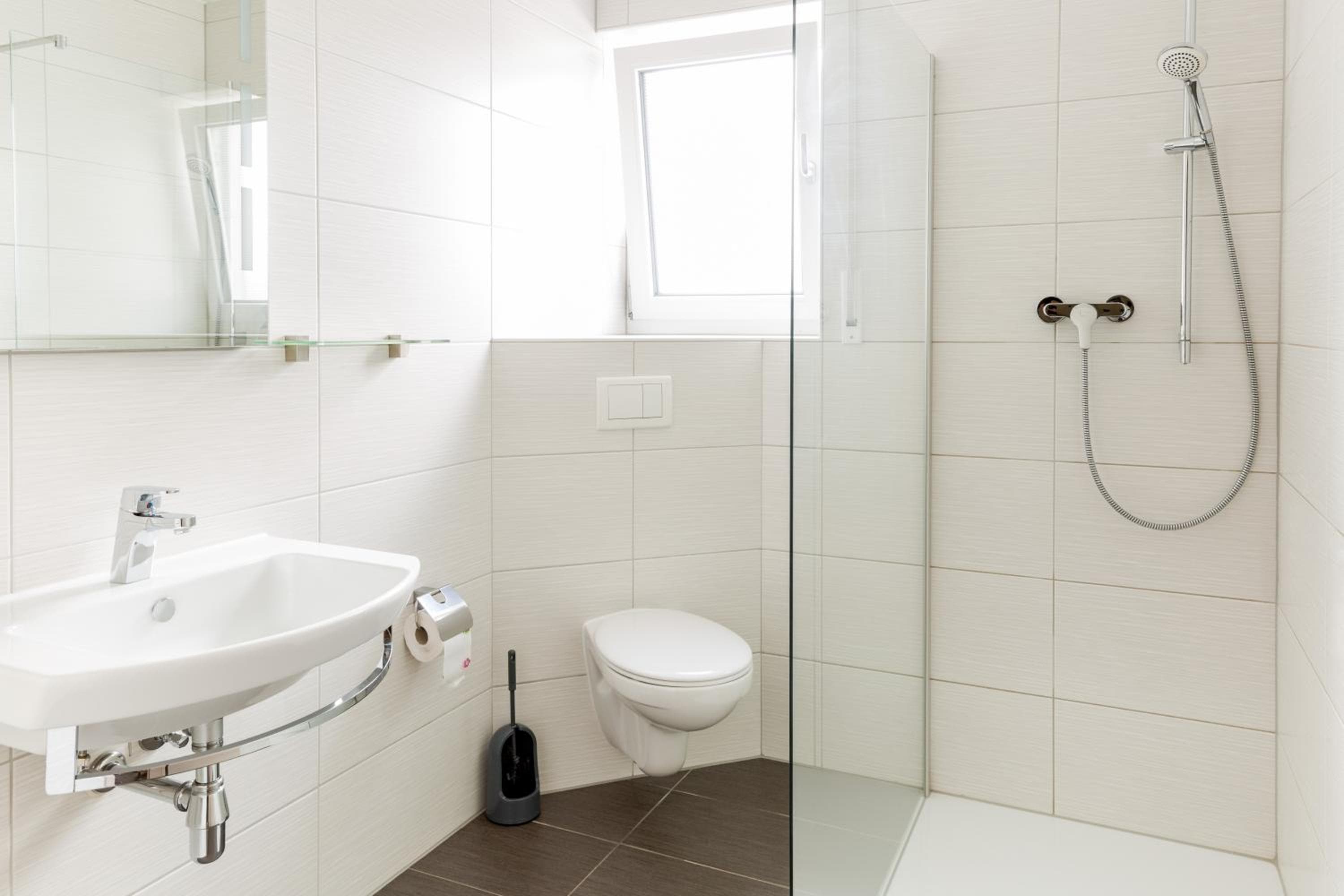 Bathroom at Boardinghaus Modern Living