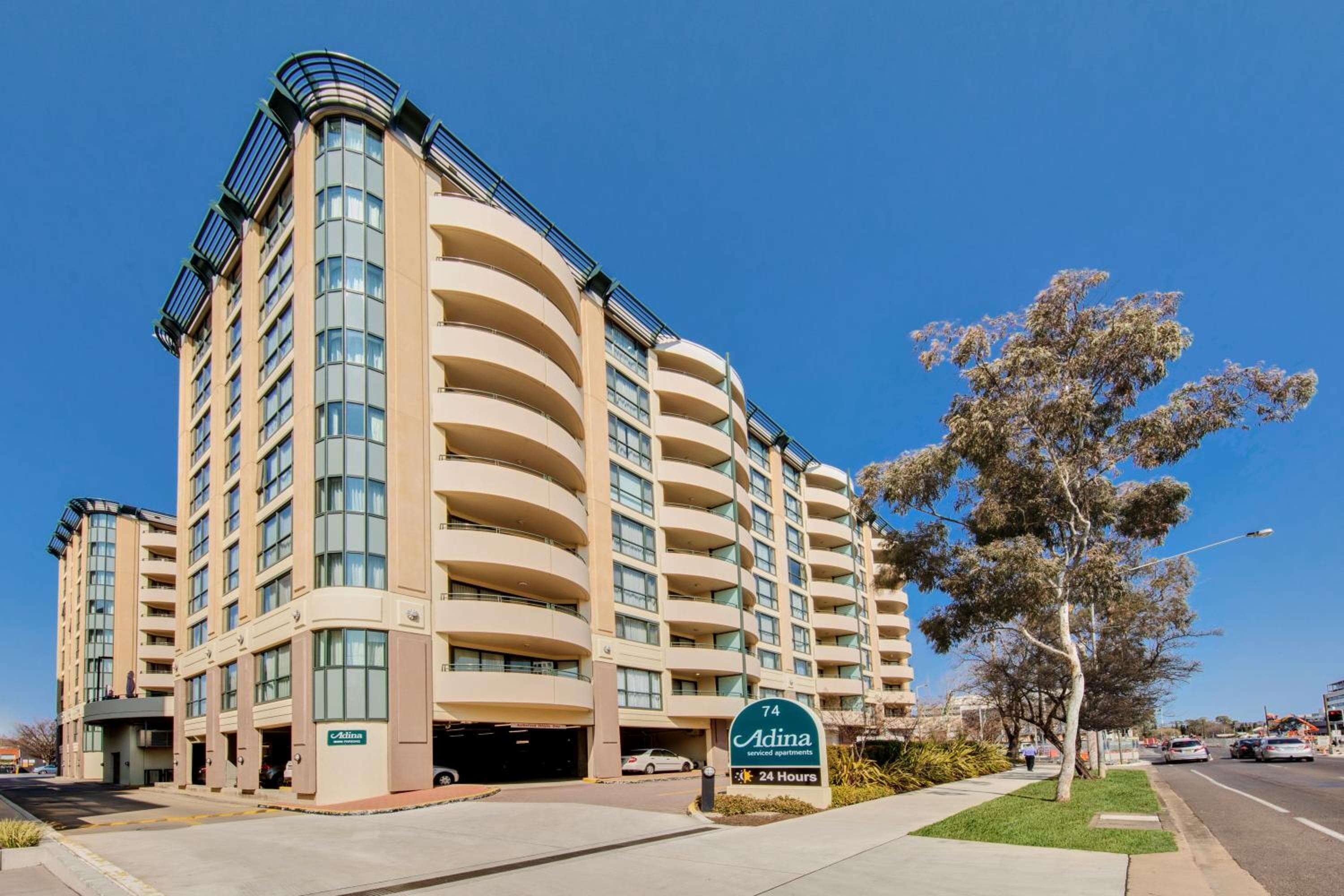 Adina Serviced Apartments Canberra James Court, Canberra