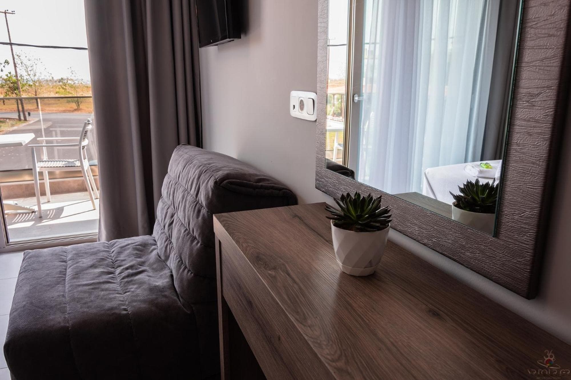 Golden Olympus Rooms, Paralia Katerinis, photo 4