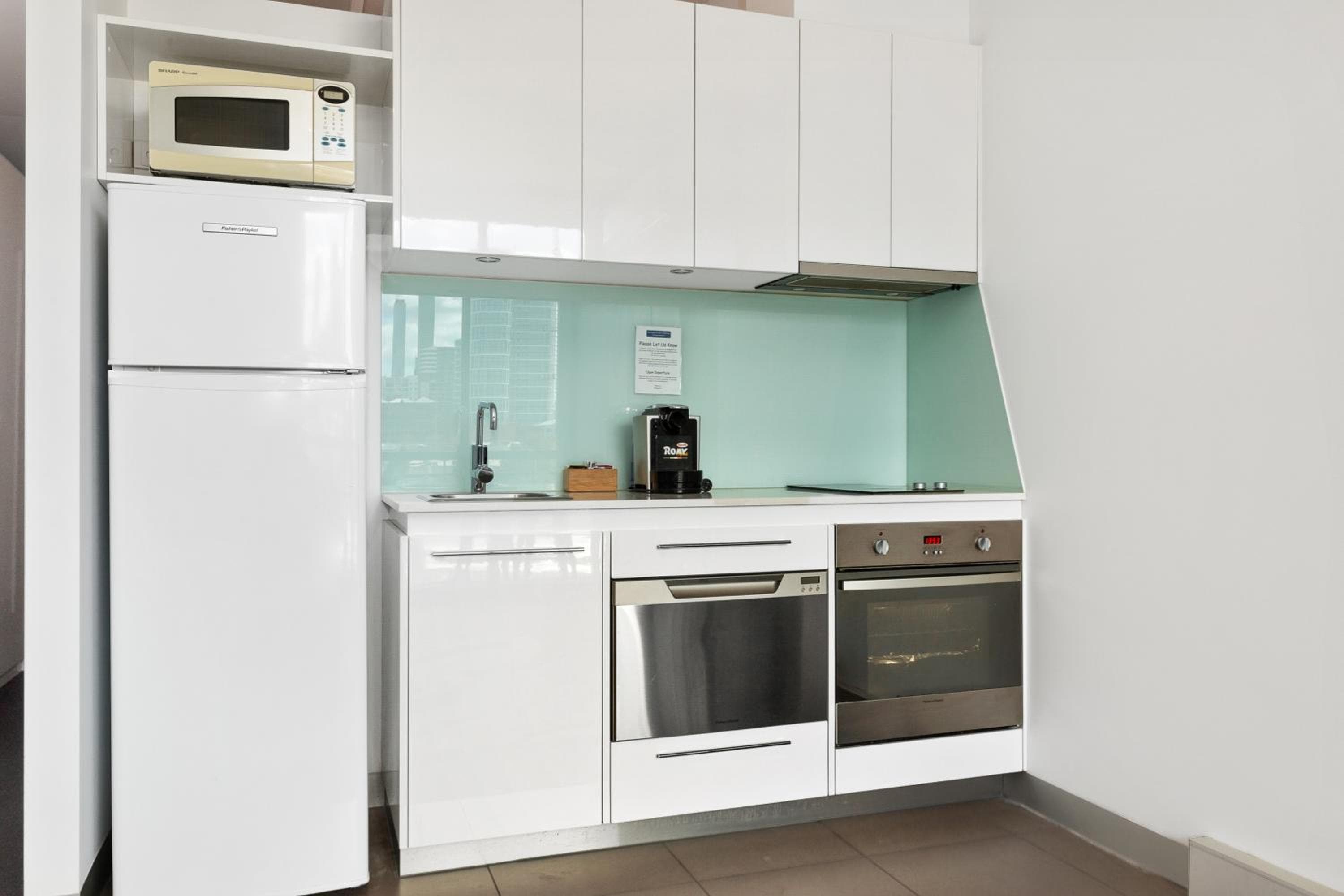 Docklands Private Collection - City Harbour Apartments, Melbourne, photo 3