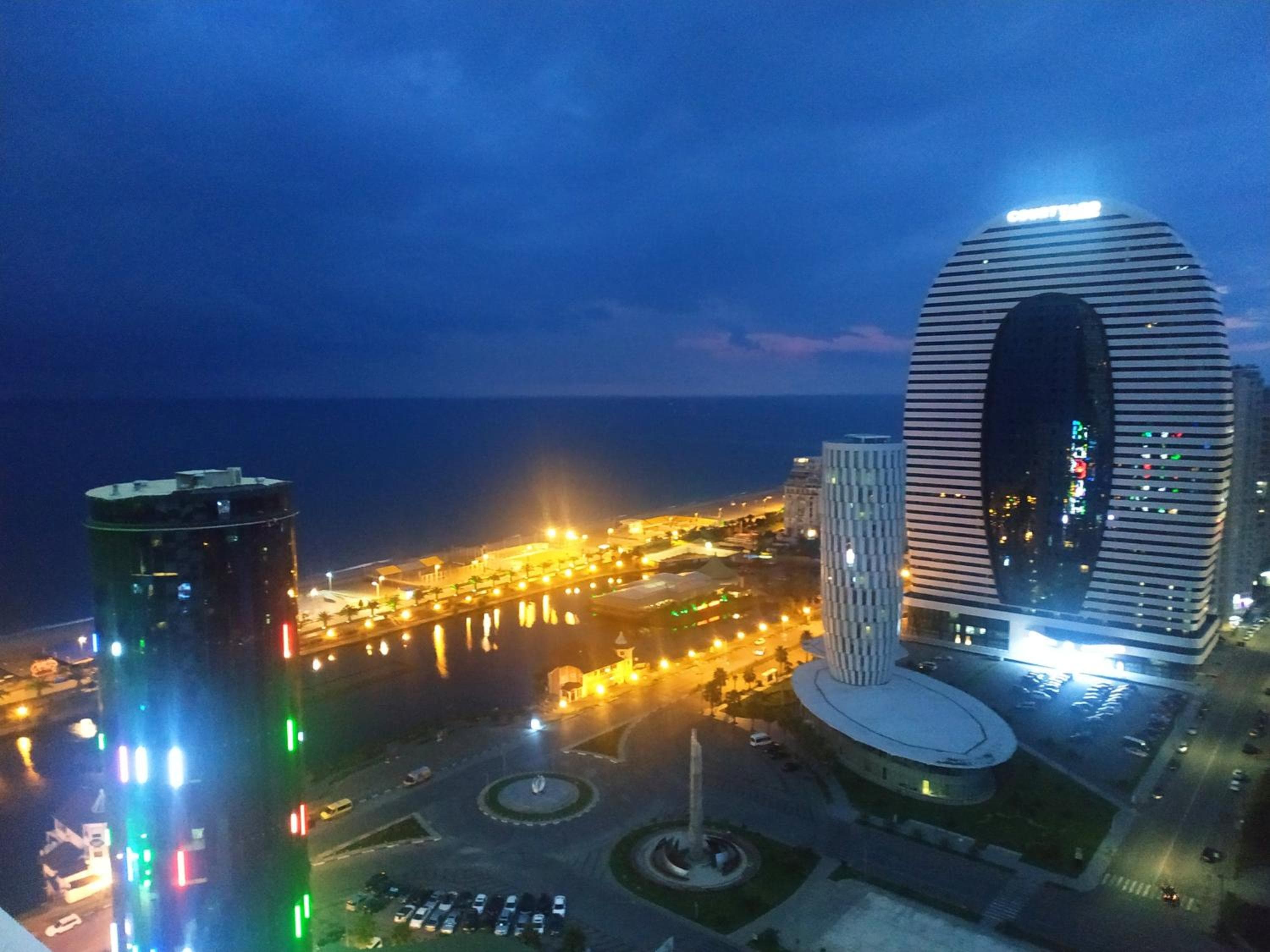 Batumi Orbi Apartments, Batumi, photo 5