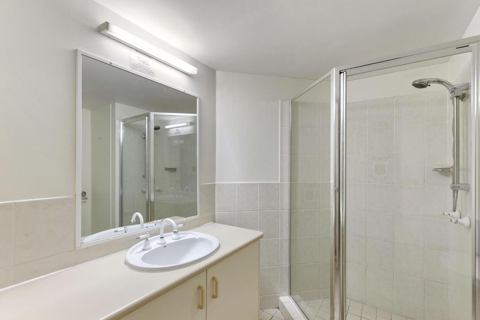 White Crest Apartments, Hervey Bay, photo 3