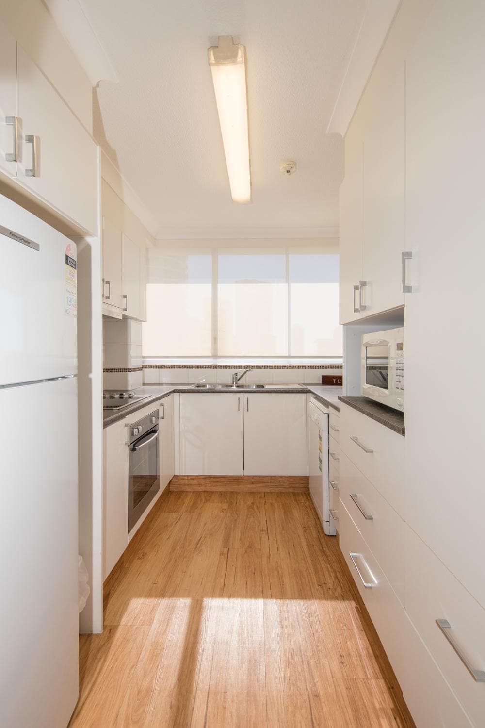 Beachside Tower Apartments, Gold Coast, photo 4