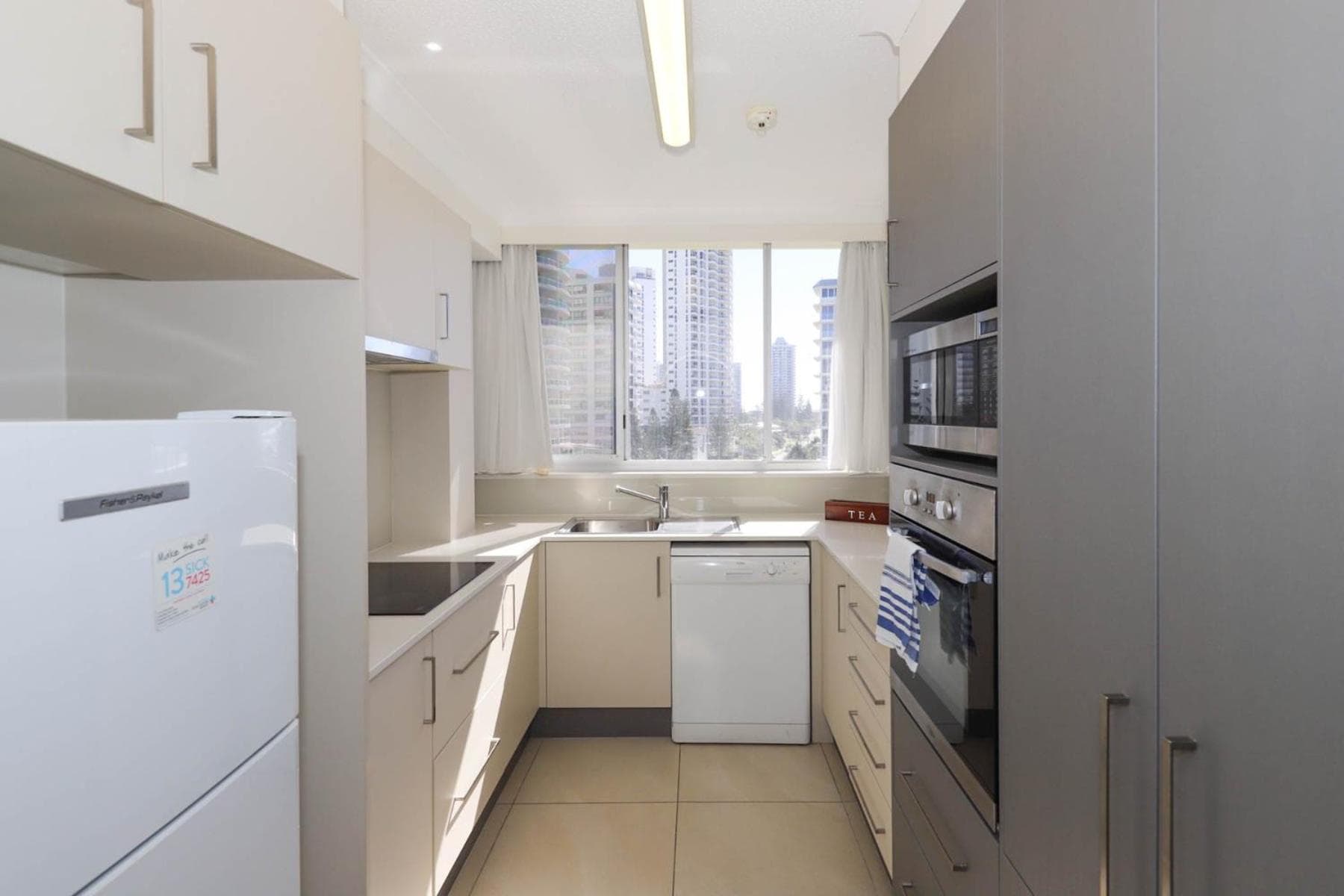 Beachside Tower Apartments, Gold Coast, photo 5