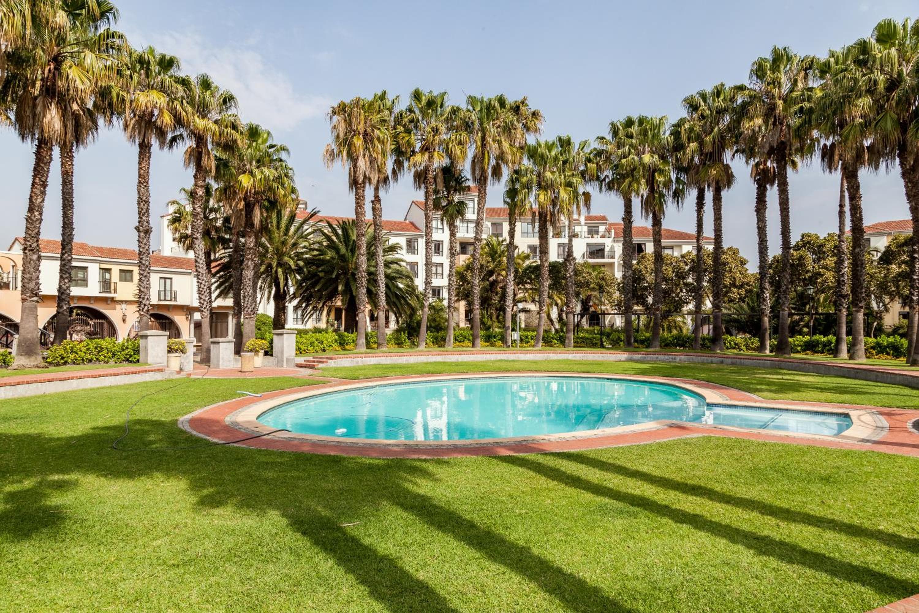 Island Club Hotel & Apartments, Cape Town, photo 3
