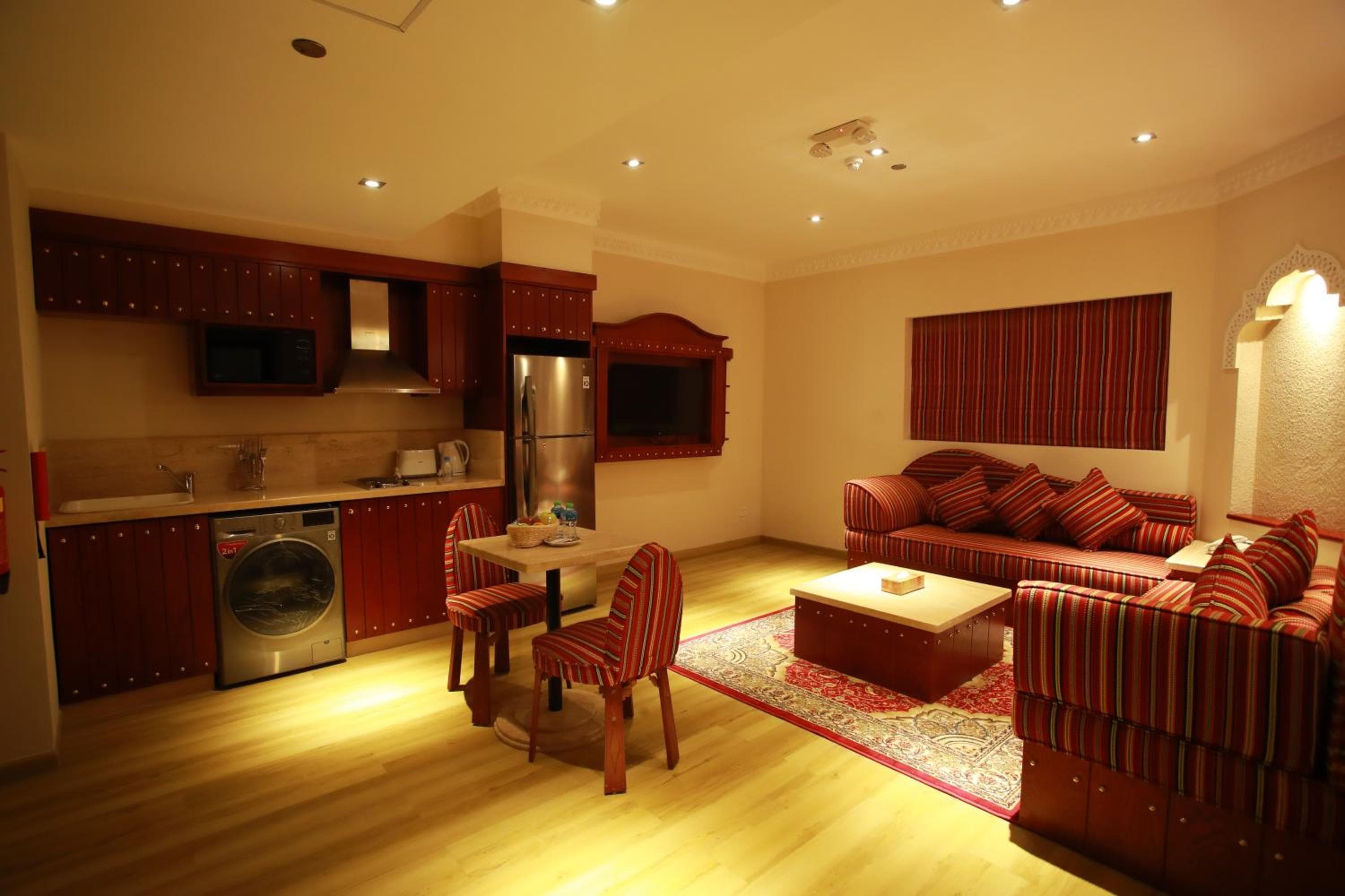 Al Liwan Suites Rawdat Al Khail, Doha, photo 2