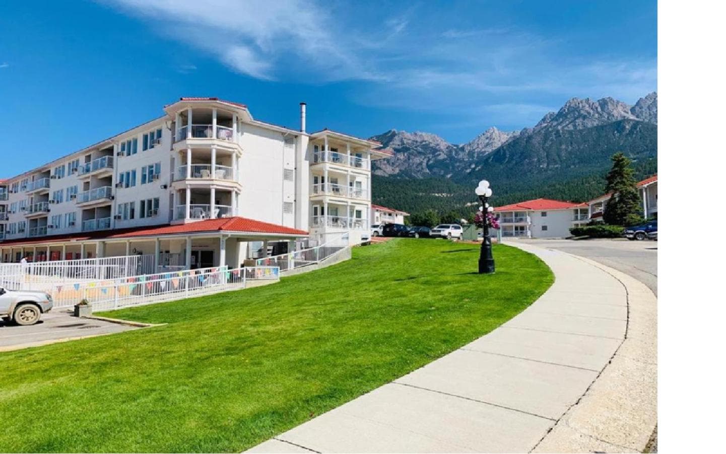 Mountain View Suites & Residency at Fairmont Hot Springs, Fairmont Hot Springs
