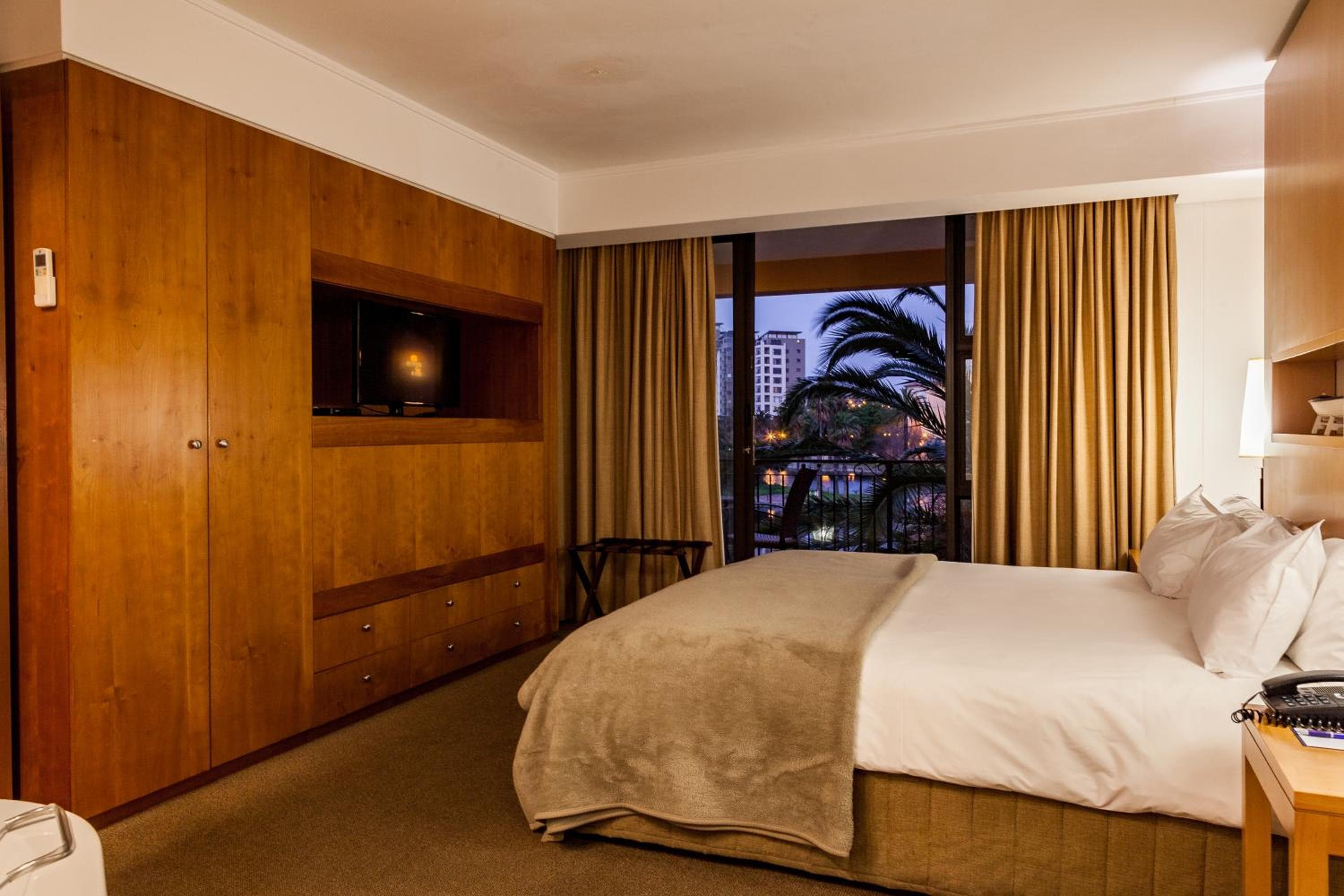 Island Club Hotel & Apartments, Cape Town, photo 6