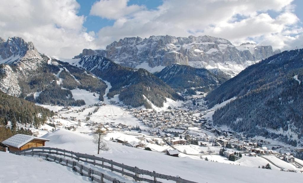 Aghel Suites & Apartments, Selva di Val Gardena, photo 3