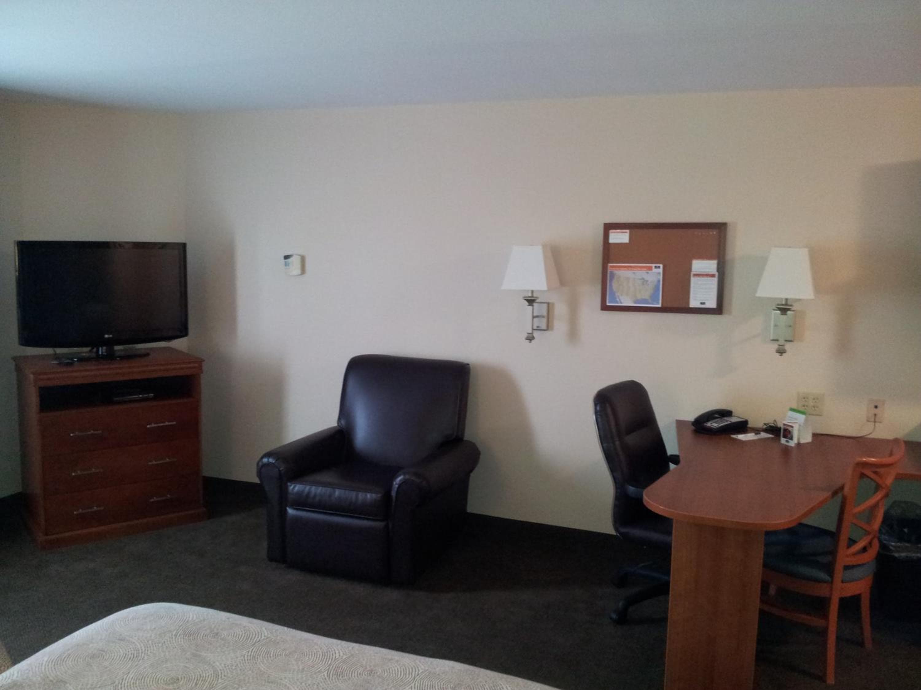 Candlewood Suites Fredericksburg by IHG, Fredericksburg, photo 3