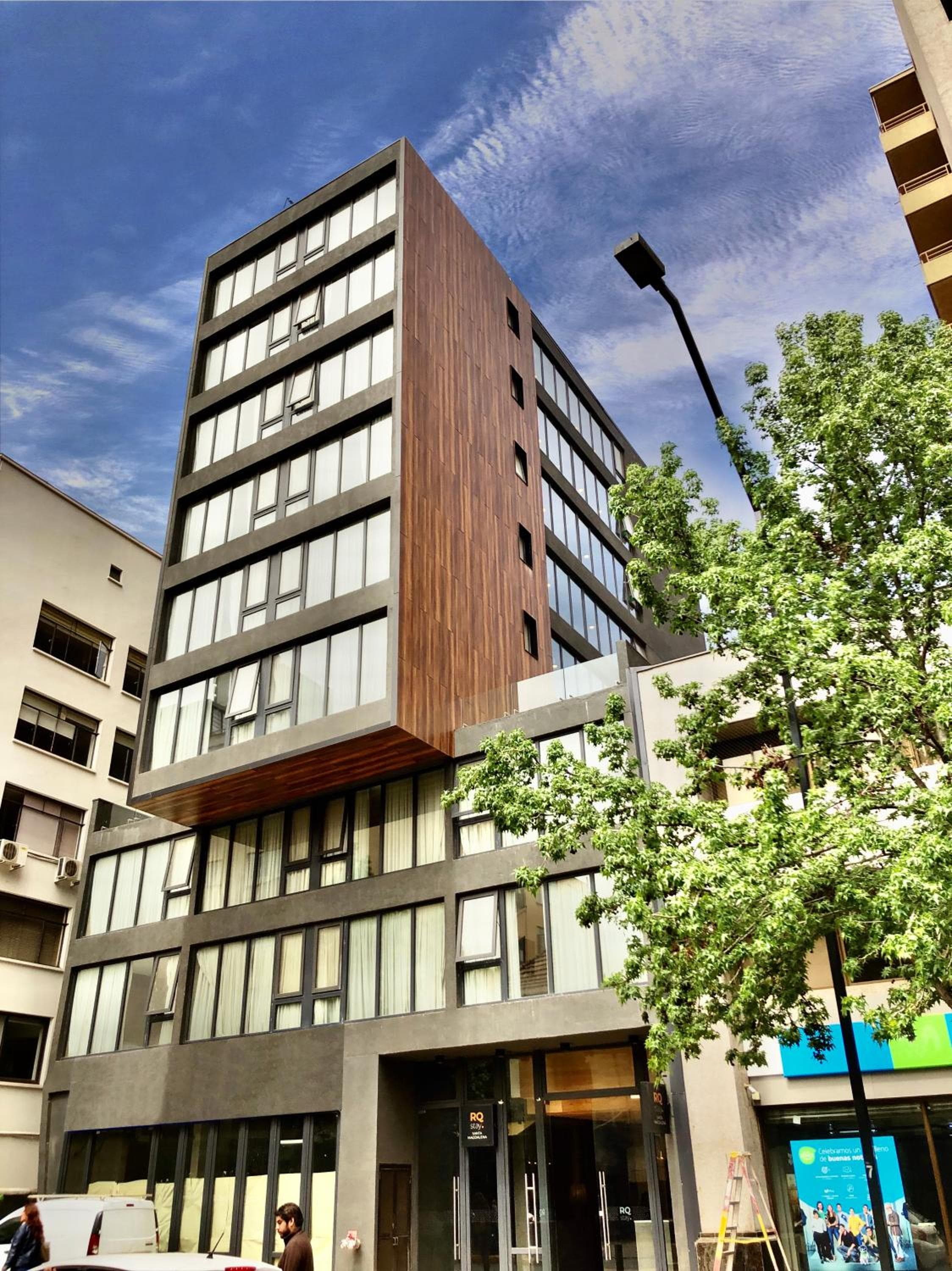 RQ Santa Magdalena, Santiago