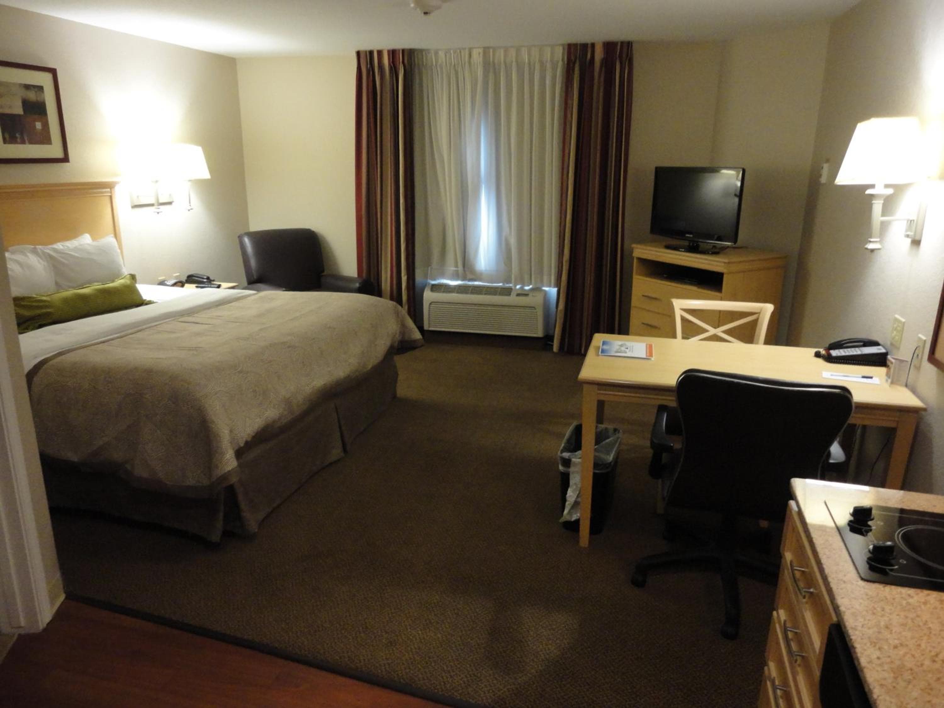 Candlewood Suites Houston The Woodlands by IHG, Conroe, photo 4