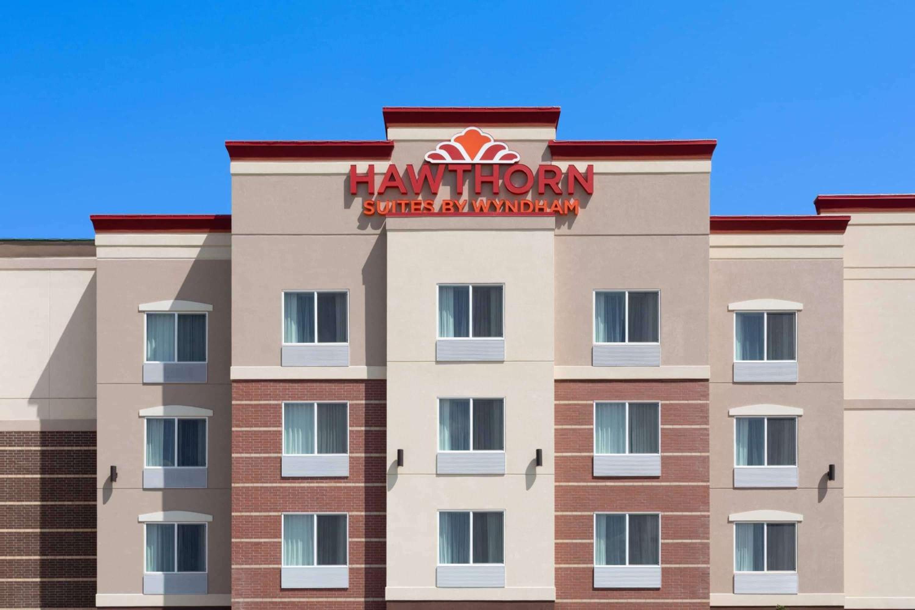 Hawthorn Extended Stay by Wyndham Loveland, Johnstown