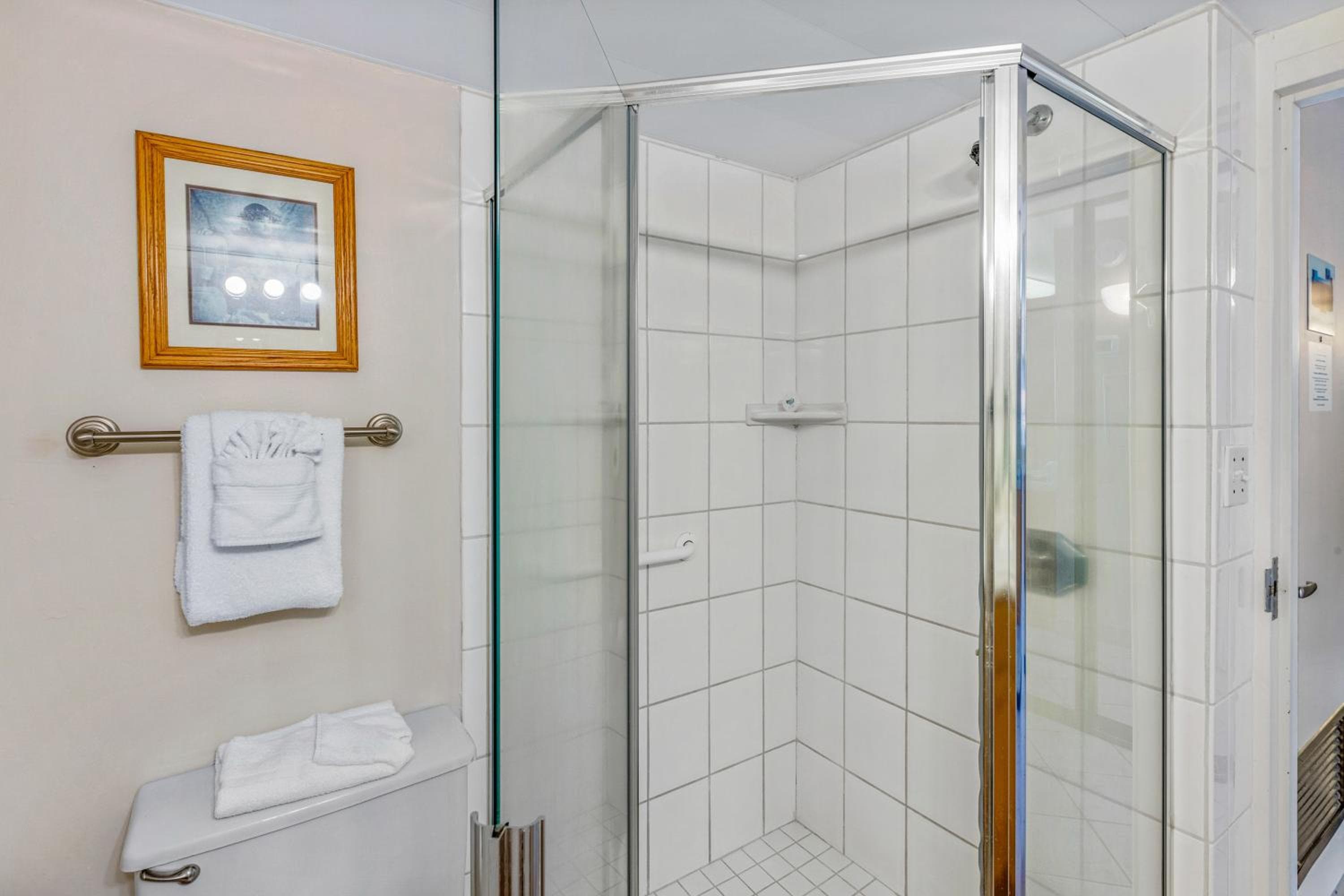 Maui Kai Condos - No Resort Fees, Lahaina, photo 4