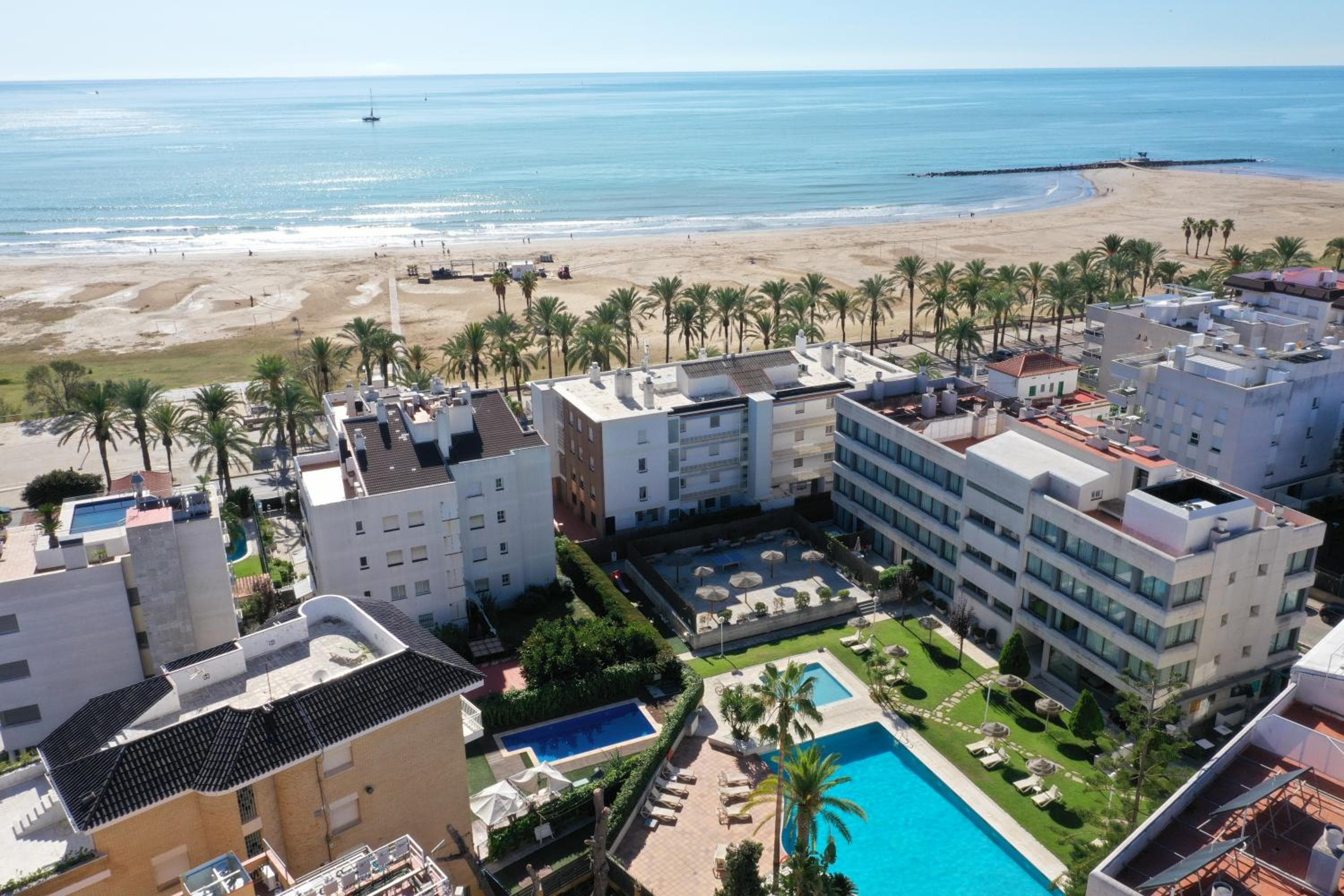 Atenea Park Suites & Apartments, Vilanova i la Geltrú, photo 4