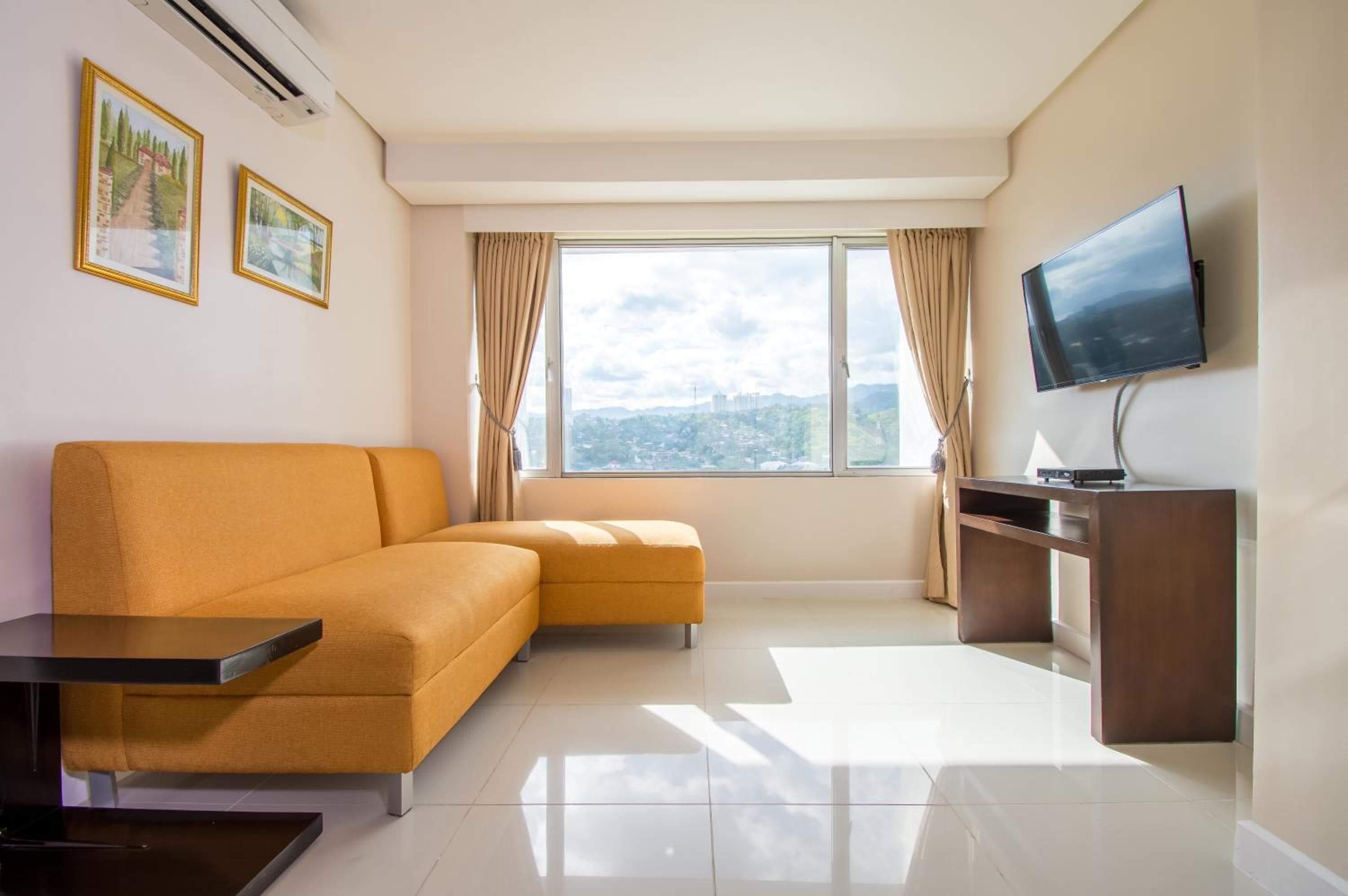 Alicia Apartelle, Cebu City, photo 2