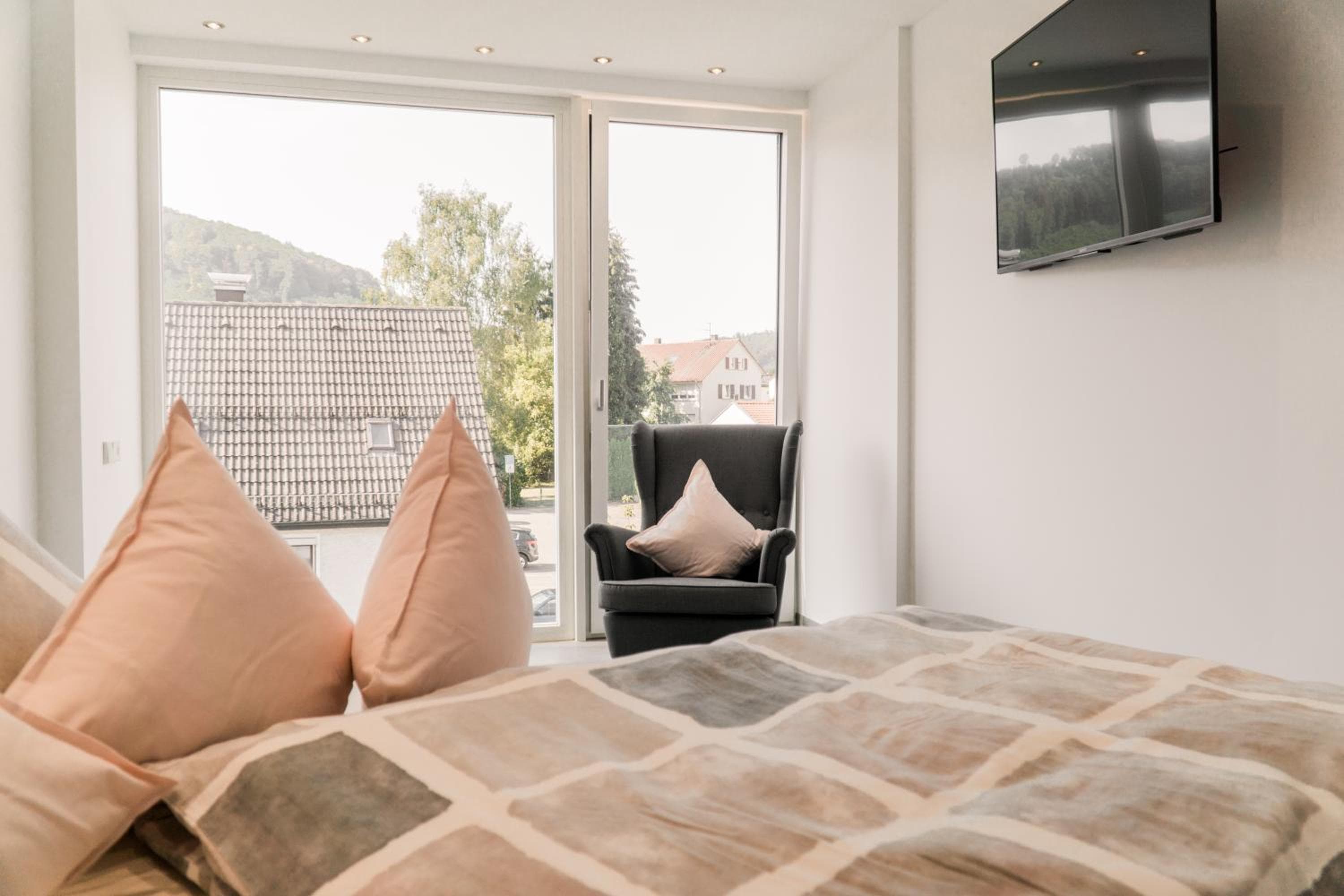 Hotel room at Brenzapartments Oberkochen