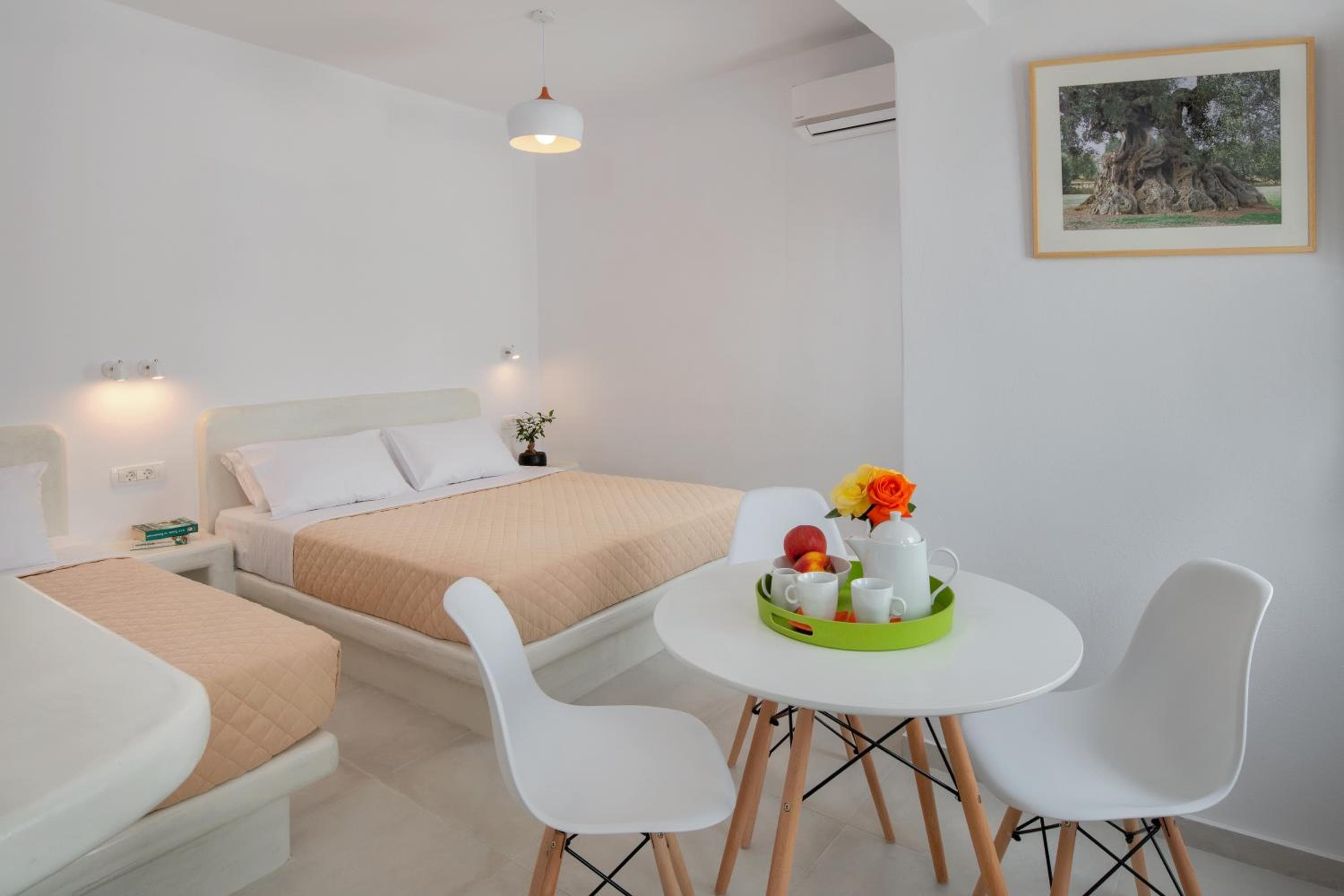 Olive Tree Suites, Fira, photo 3