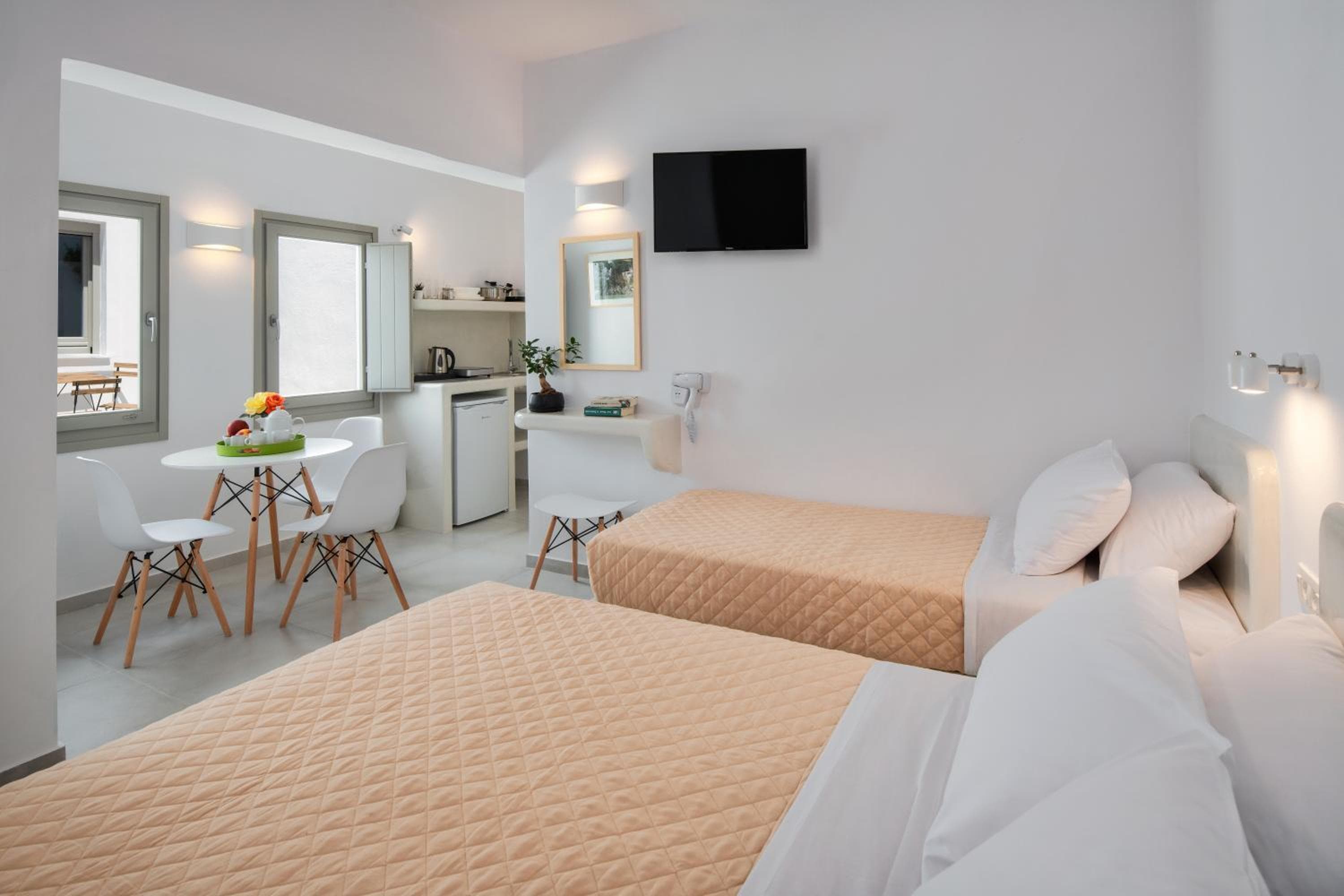 Olive Tree Suites, Fira, photo 2