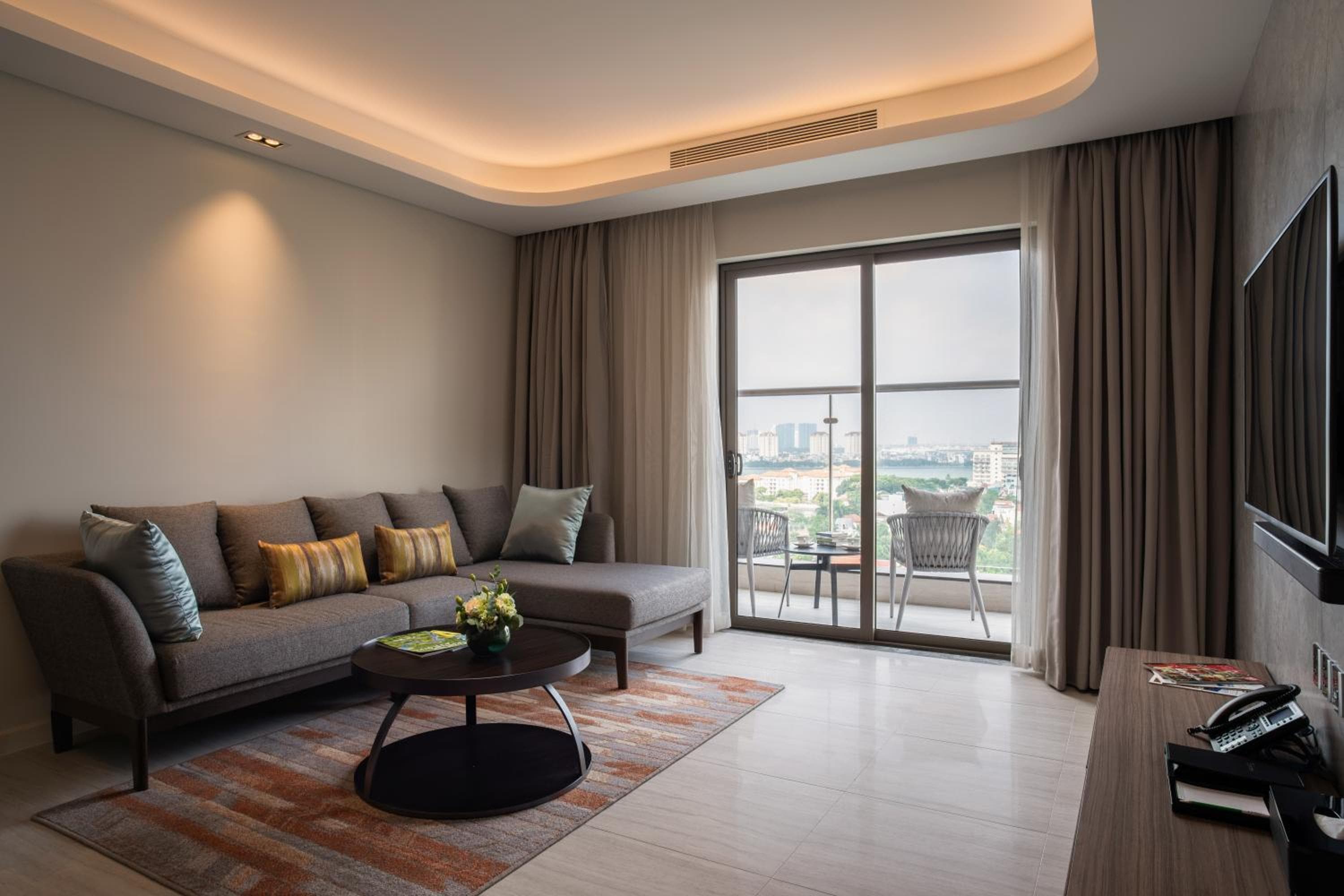 Oakwood Residence Hanoi, Hanoi, photo 4