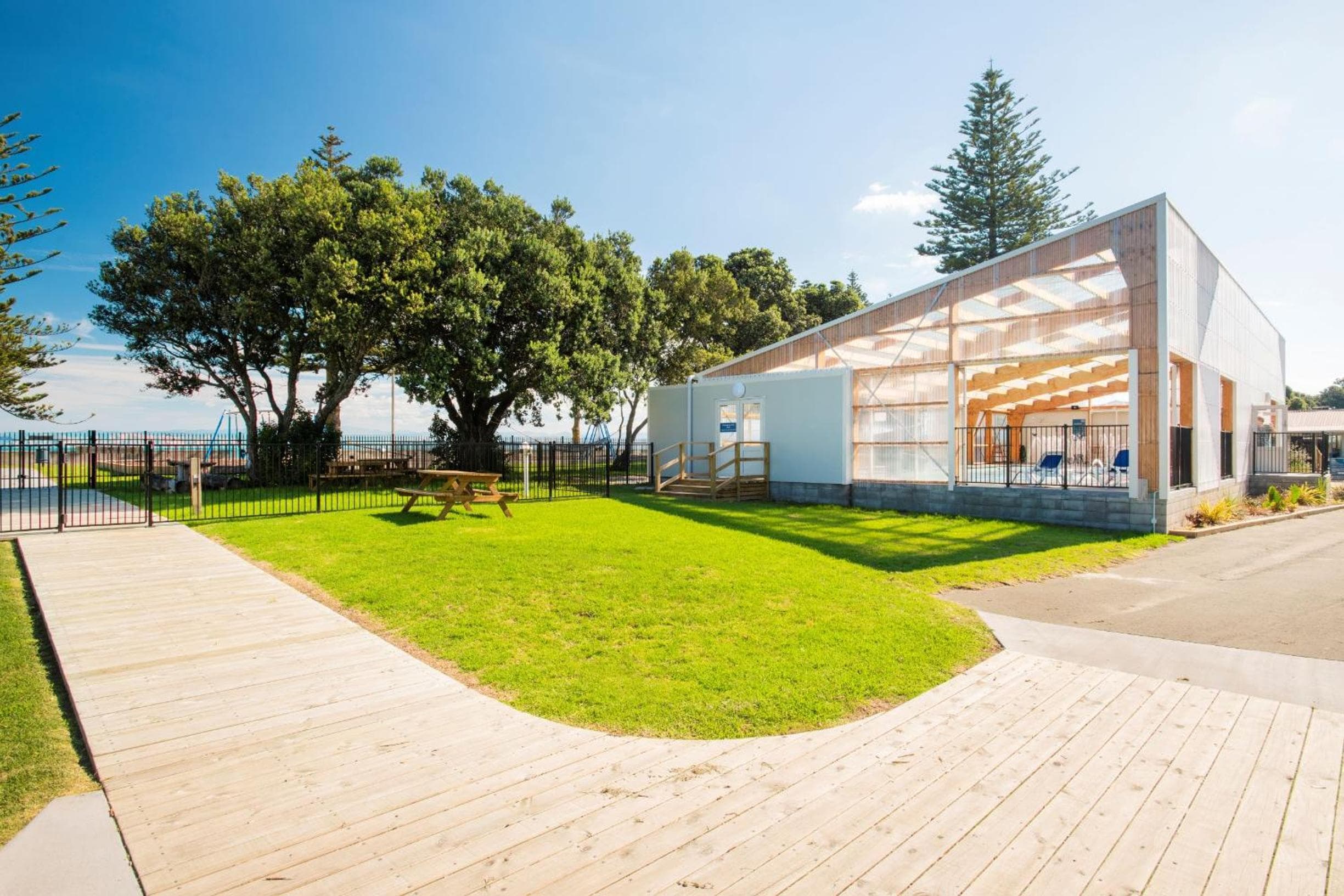 Waikanae Beach Ocean View Apartments, Gisborne, photo 2