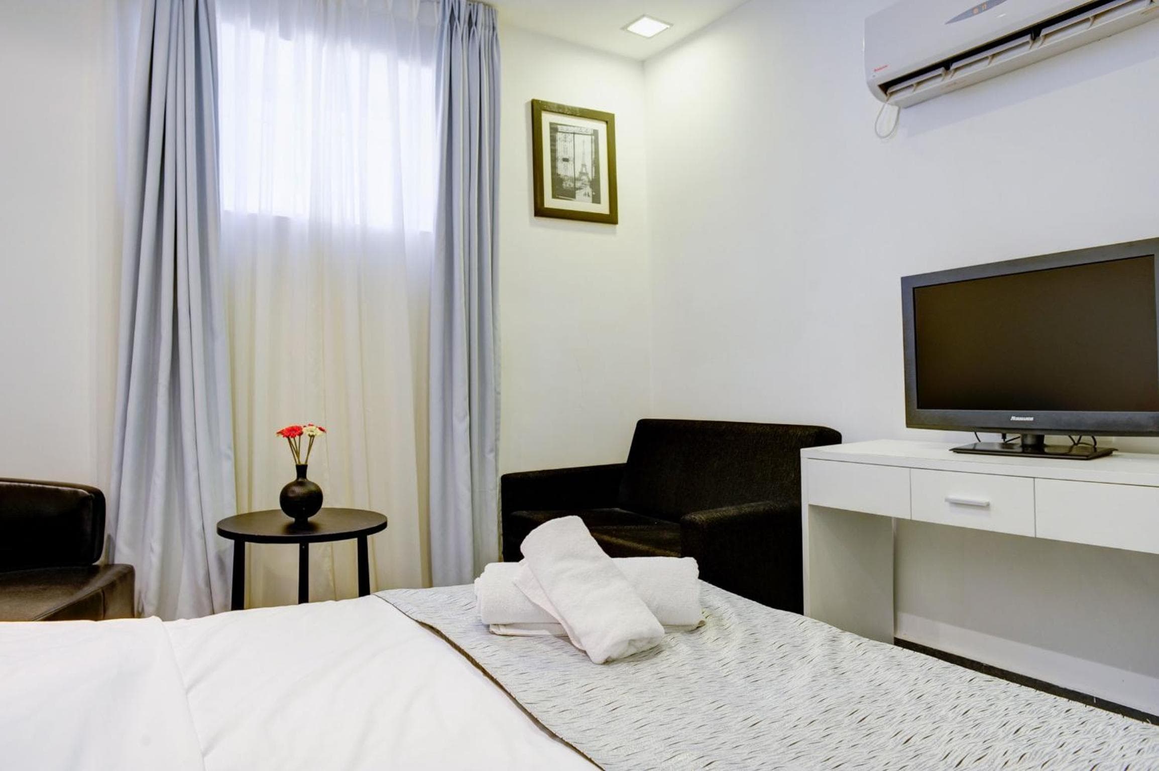 Geula Suites BY RAPHAEL HOTELS, Tel Aviv, photo 4
