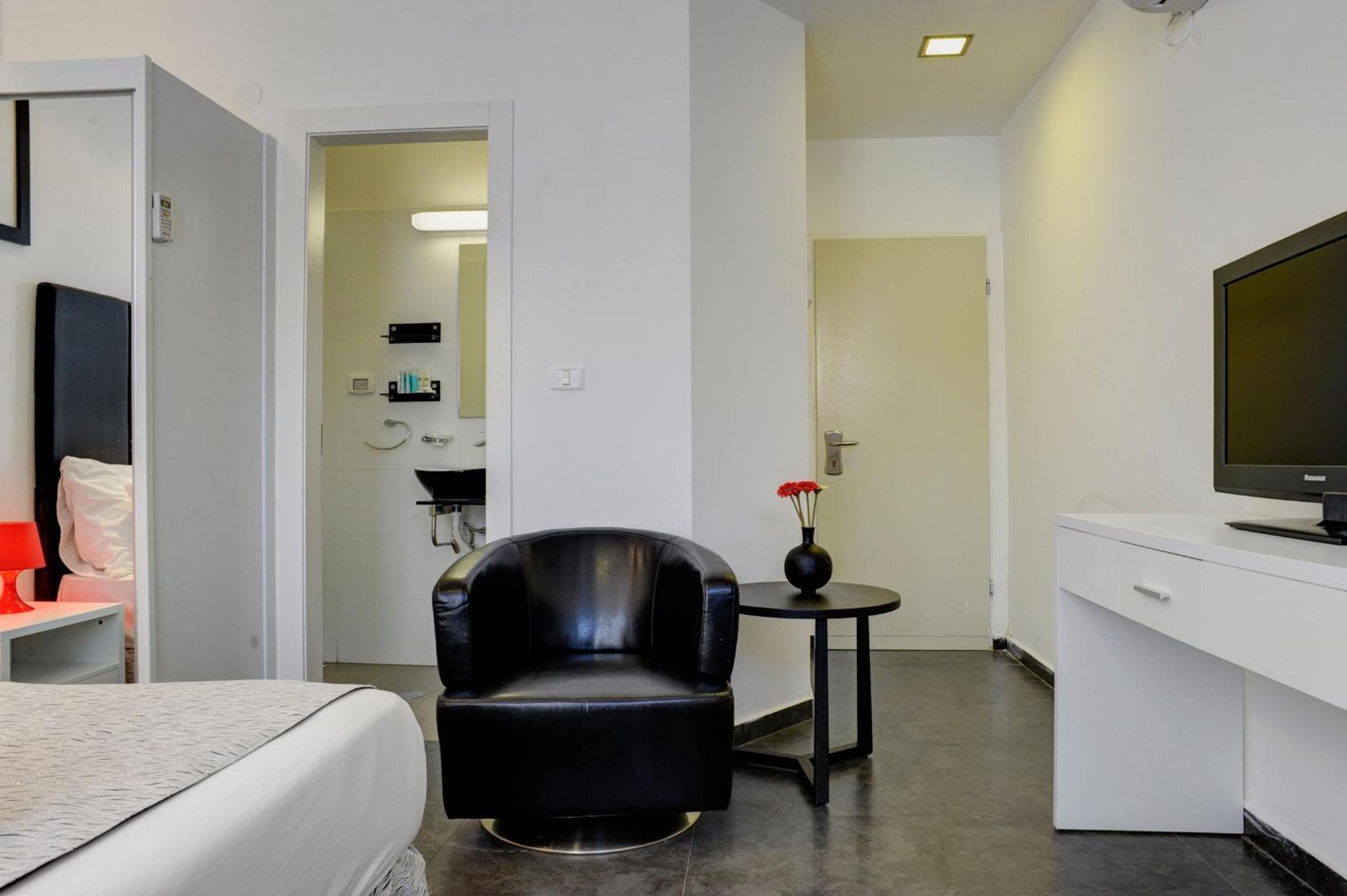 Geula Suites BY RAPHAEL HOTELS, Tel Aviv, photo 5