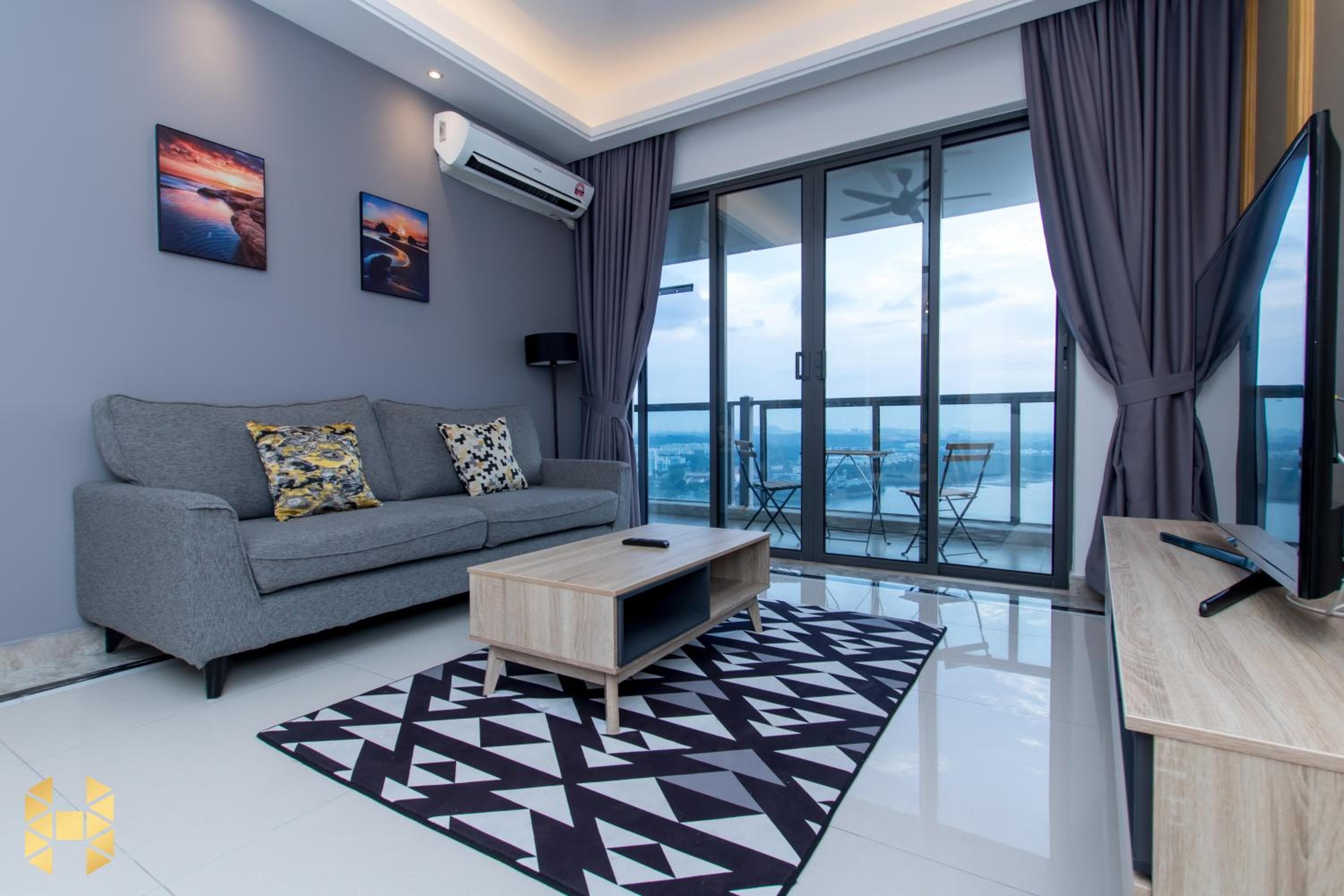 R&F Princess Cove CIQ Premium Sea & City view Suites by NEO, Johor Bahru