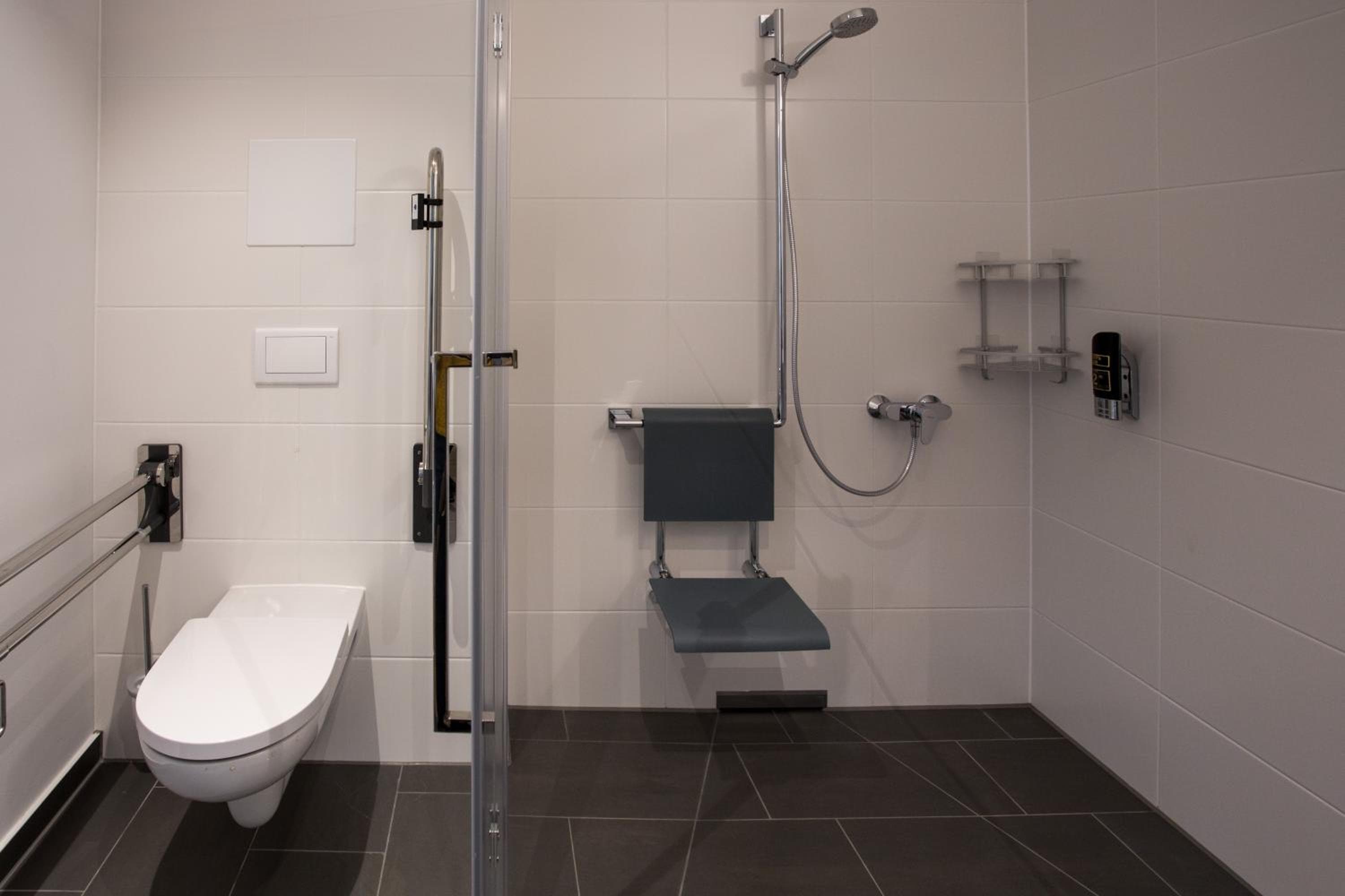 Bathroom at Premium Apartment München Messe