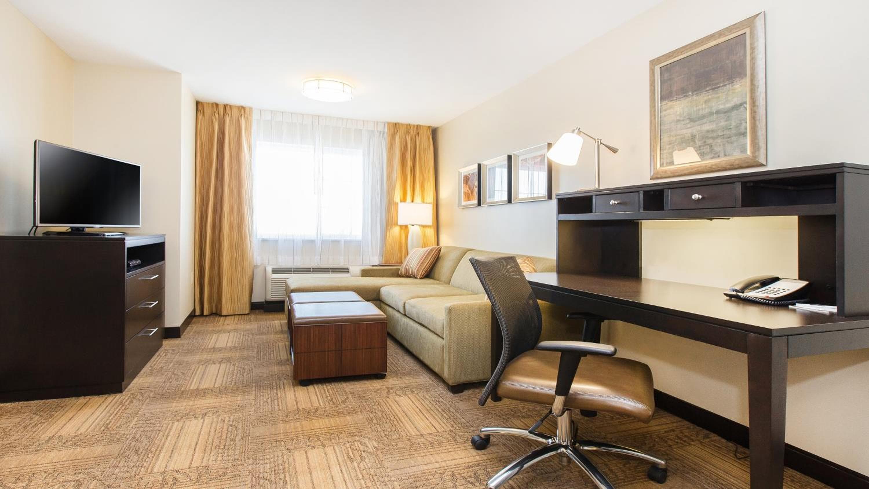 Staybridge Suites West Edmonton by IHG, Edmonton, photo 6