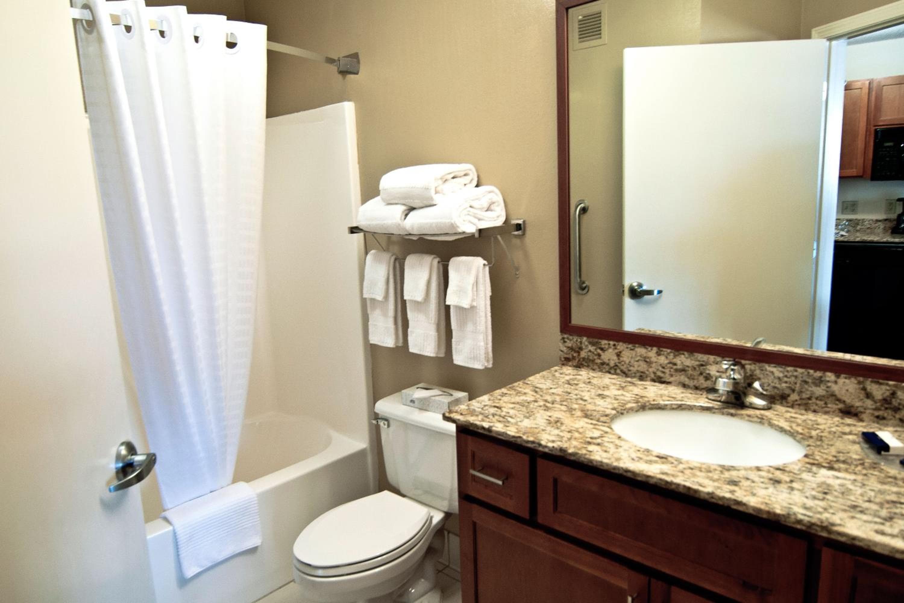 Candlewood Suites Salina by IHG, Salina, photo 4