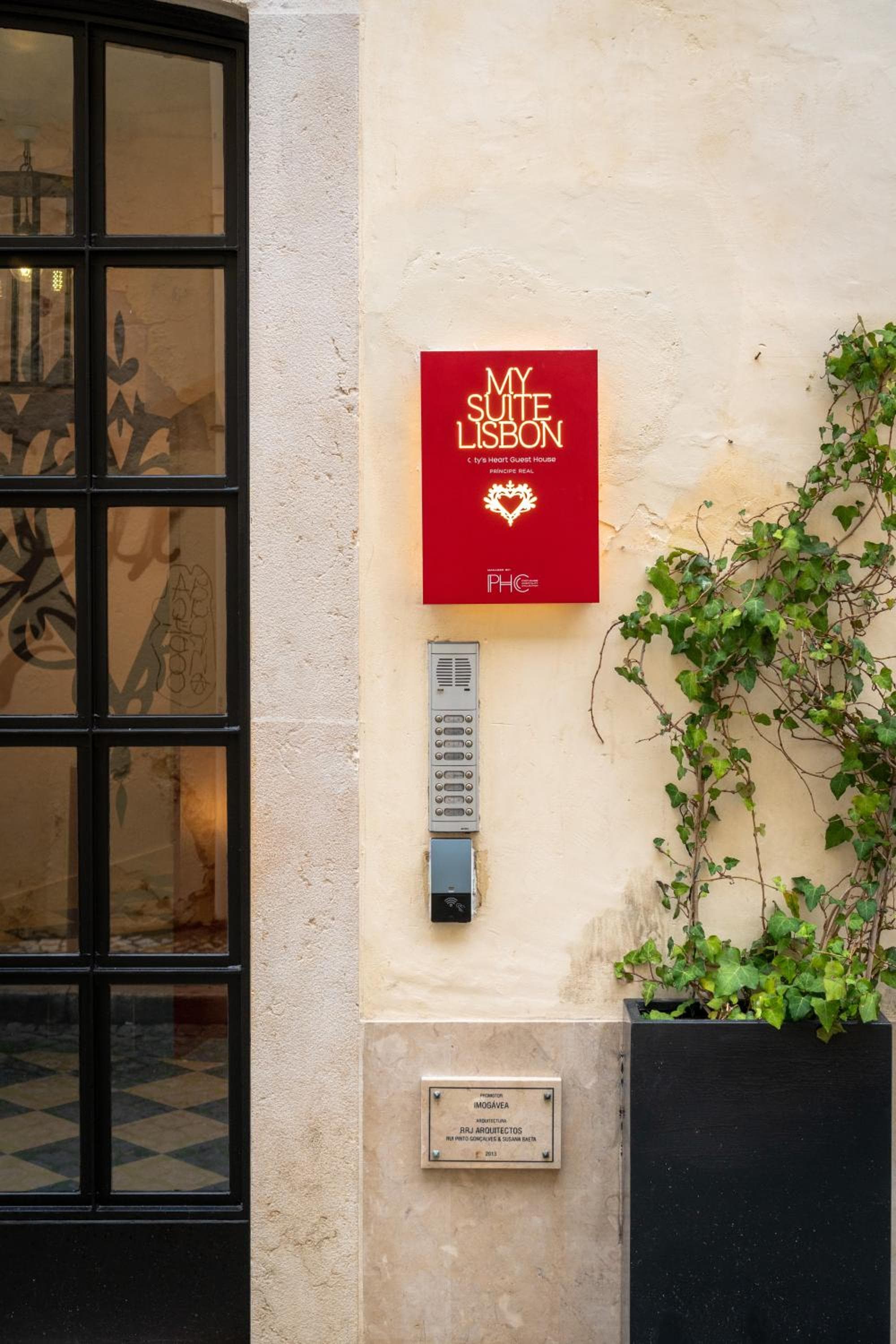 My Suite Lisbon Serviced Apartments - Principe Real, Lisbon
