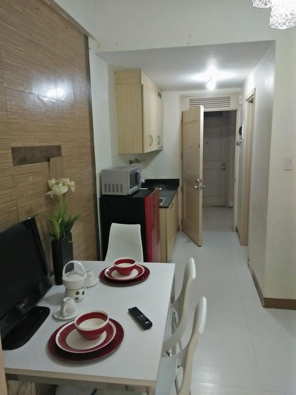 Chateau Elysee a14 near Airport Wifi Kitchen, Manila, photo 6
