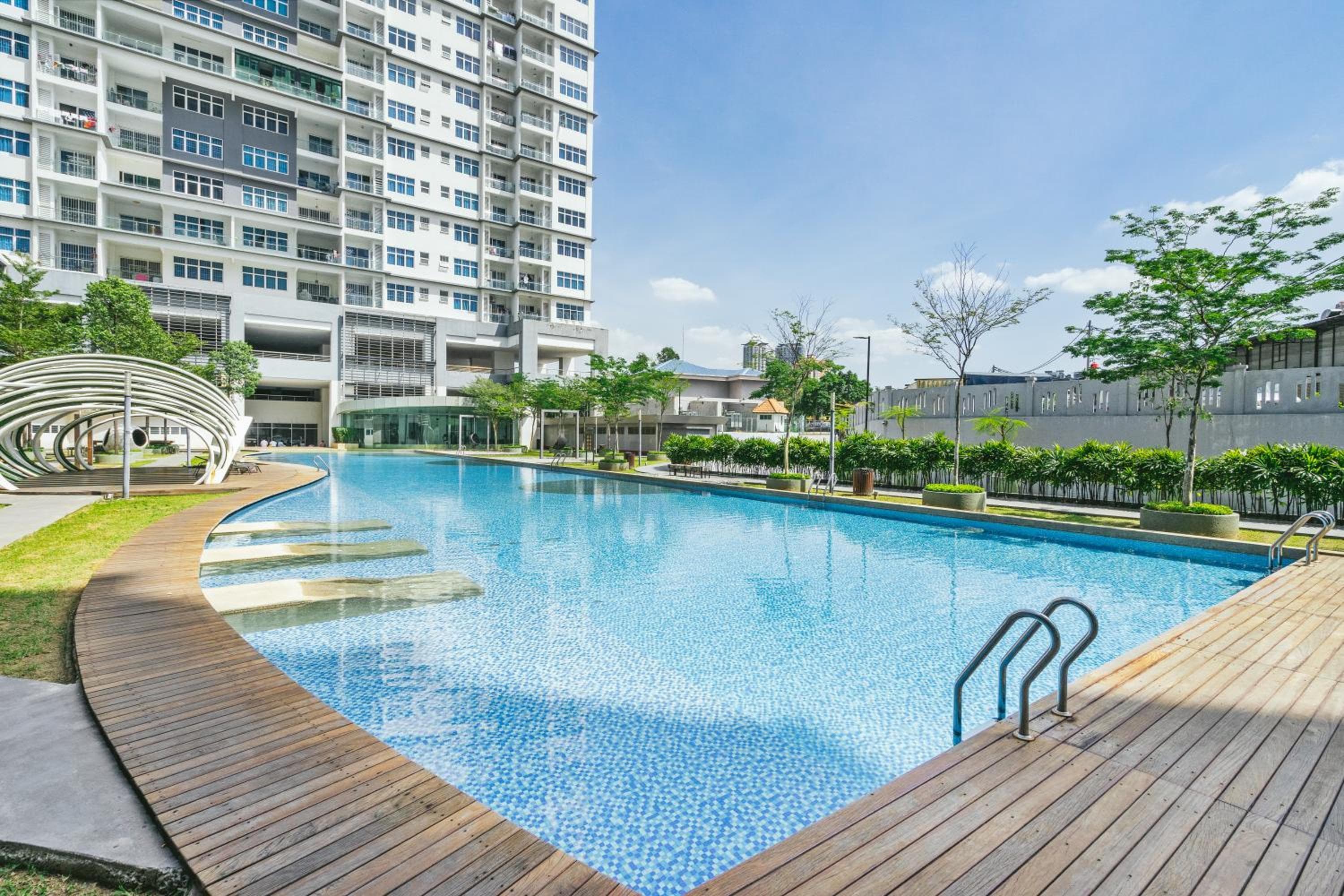 Puchong Skypod Residence, 1-5 pax with Balcony Unit, Walking Distance to IOI Mall, 10min Drive to Sunway, Puchong, photo 4