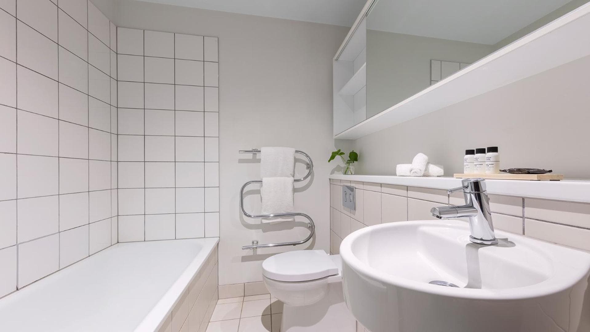 Auckland Harbour Suites, Auckland, photo 4